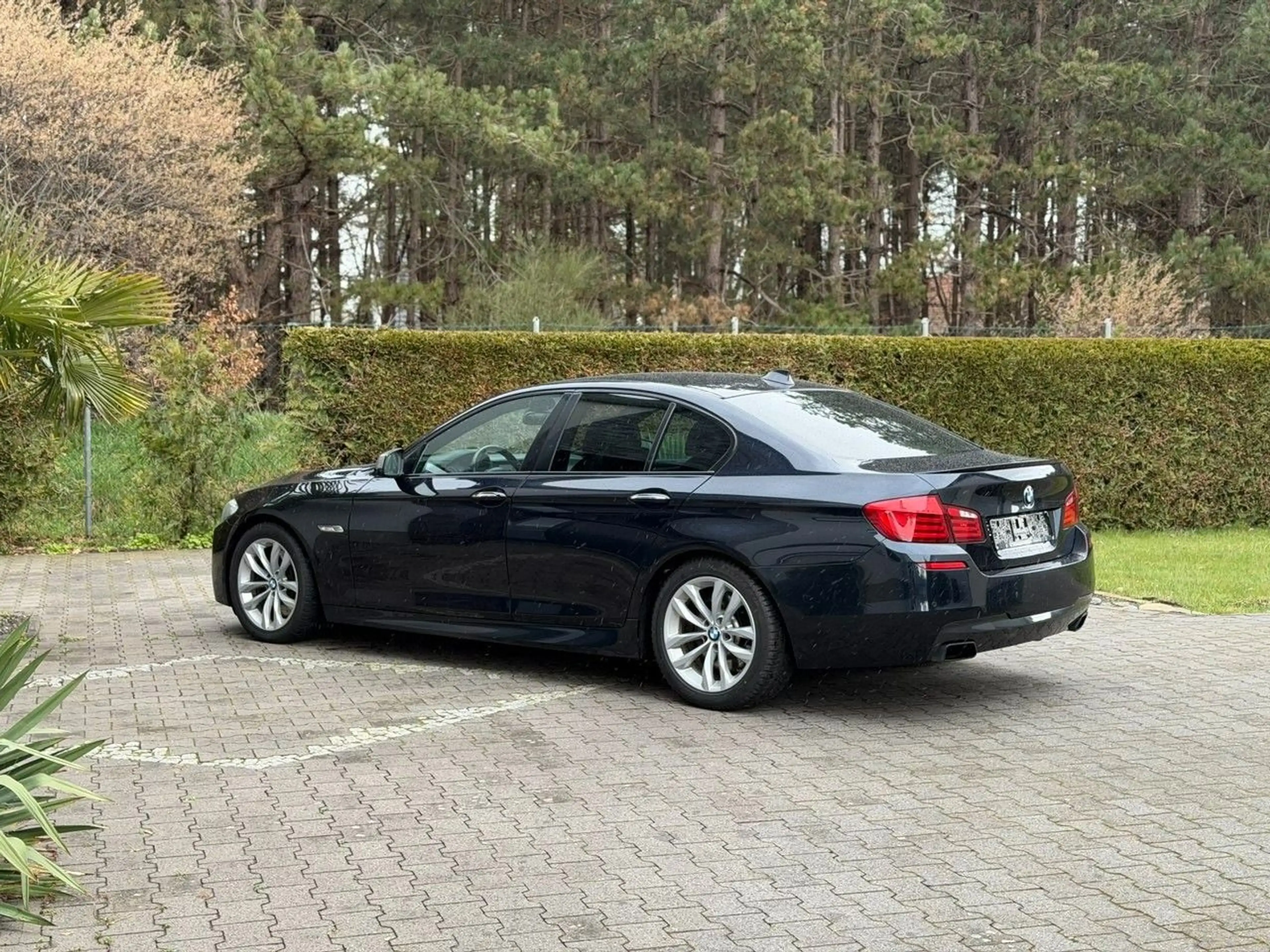 BMW 550 d xDrive Standheizung Bi-Xenon Softclose — photo 6