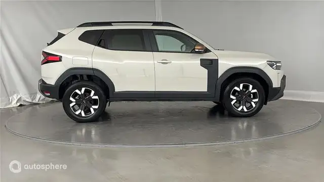 Dacia Duster view 4
