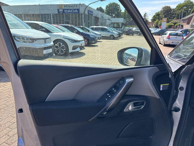 Citroen C4 SpaceTourer Shine Metallic — photo 10