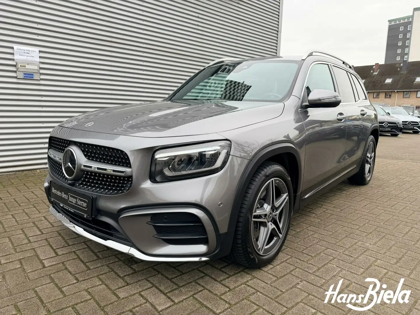 Mercedes-Benz GLB 220 GLB 220 4M AMG Prem/LED/Kam/Distro/AHK/Kel/TW/AR Grau - 2