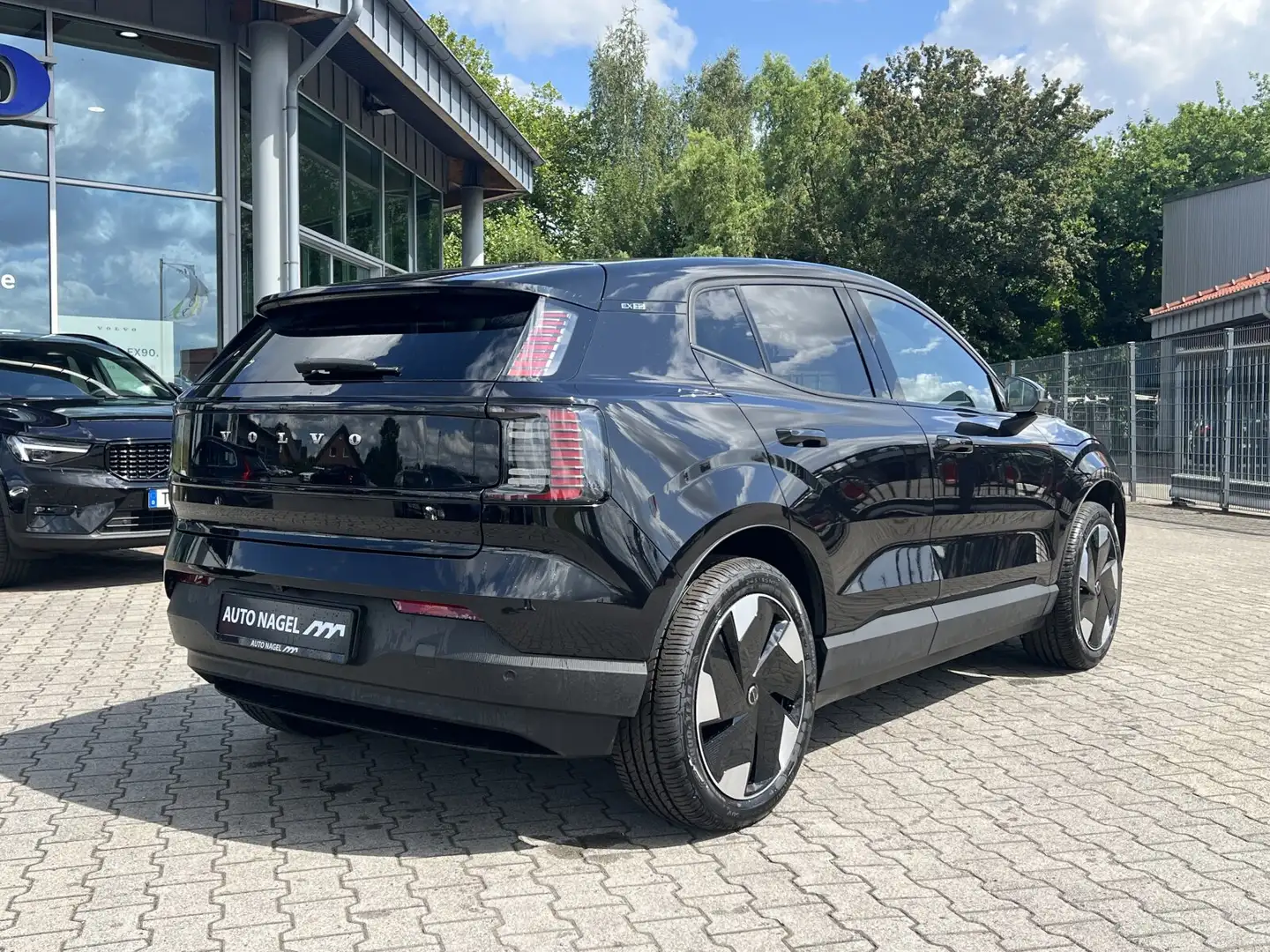 Volvo EX30 EX30 Extended Range Plus WINTER|SCHEIBEN|LED| Schwarz - 2