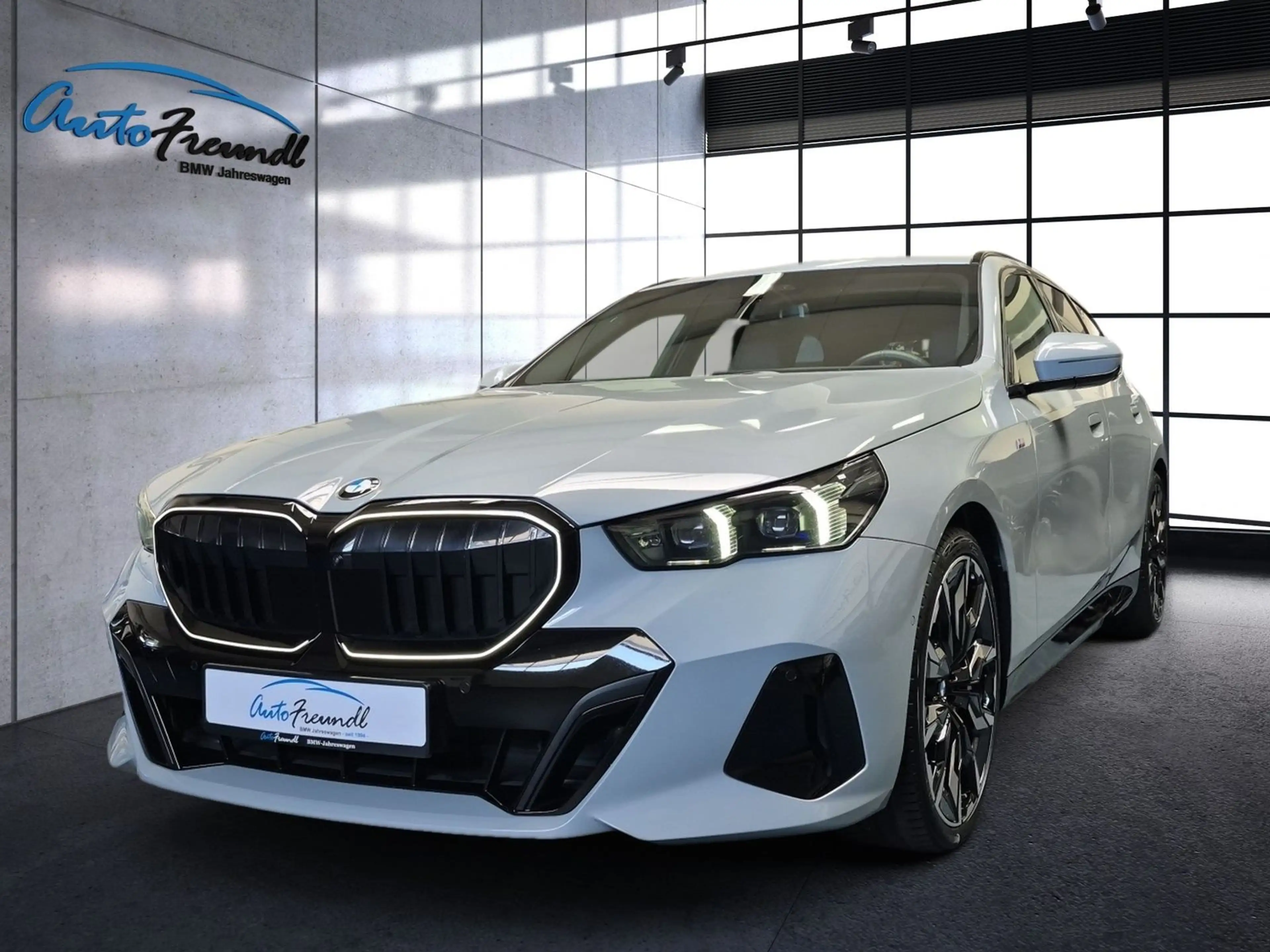 BMW 540 d xDrive M Sport Pro *21 Zoll*4xSH*AHK+Standh — photo 11
