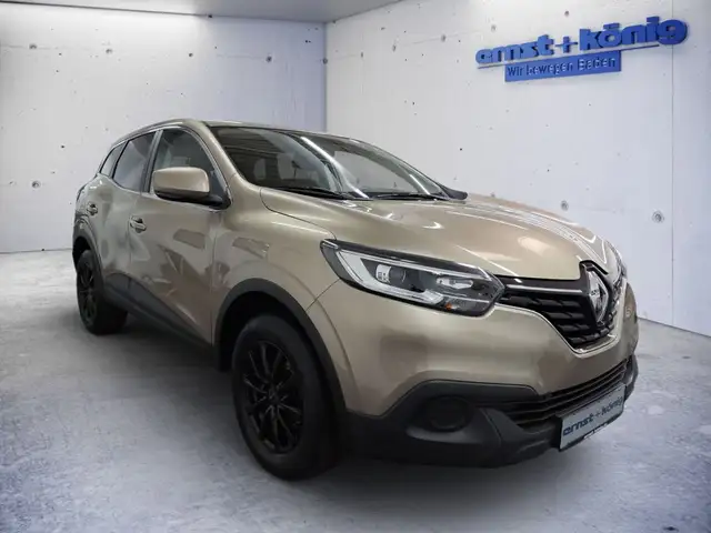 Renault Kadjar view 2