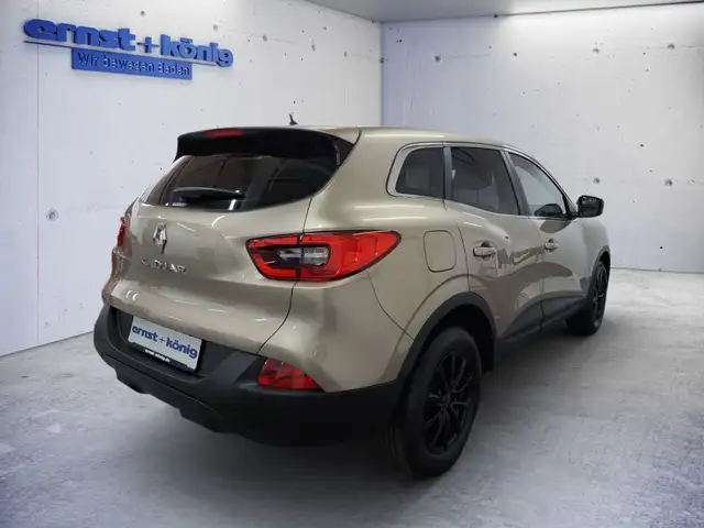 Renault Kadjar view 3