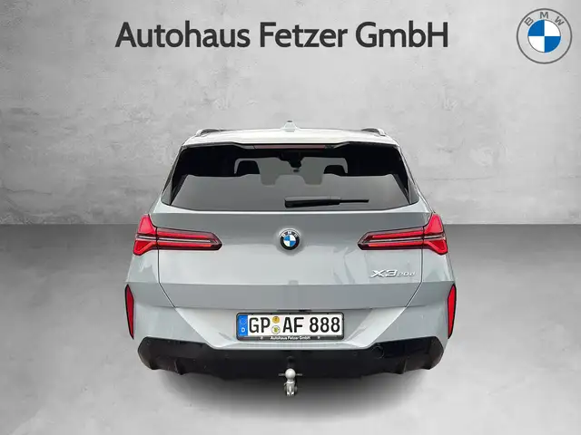 BMW X3 view 9