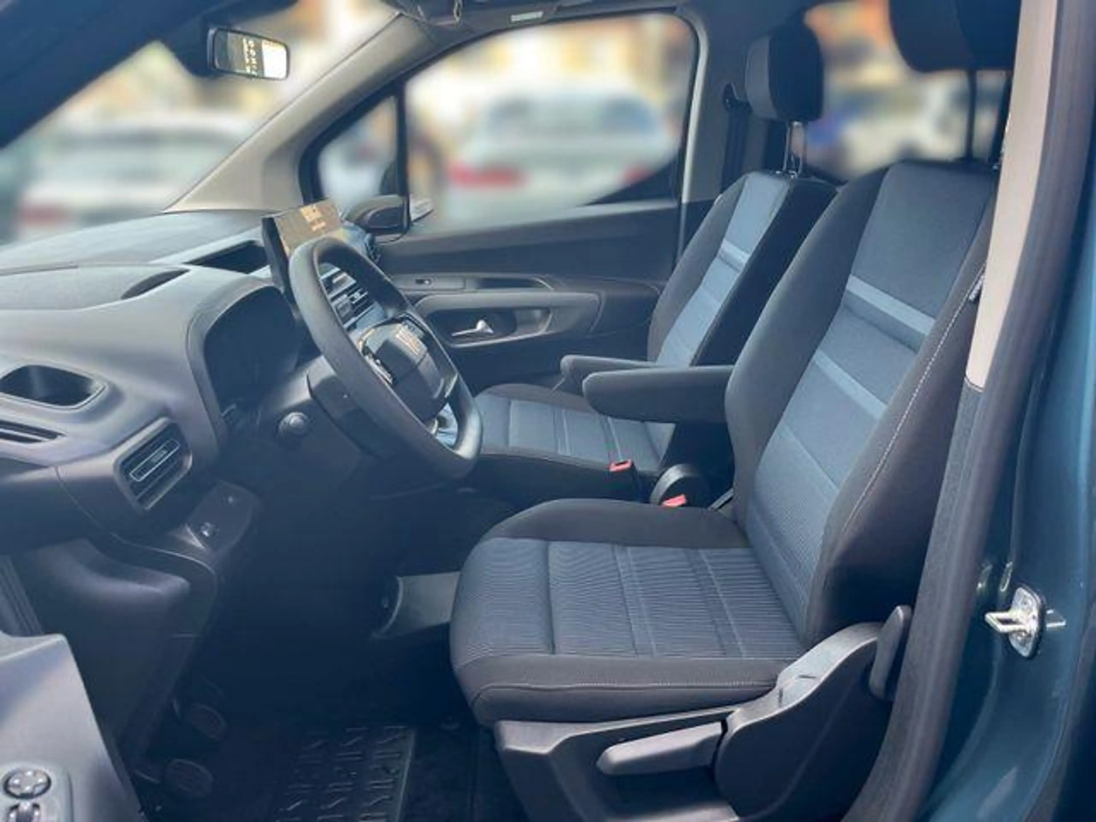 Fiat Doblo Kombi L1 1.5 HDi 5-SITZE/10"NAVI/180°/LED/ 75 k... — photo 7