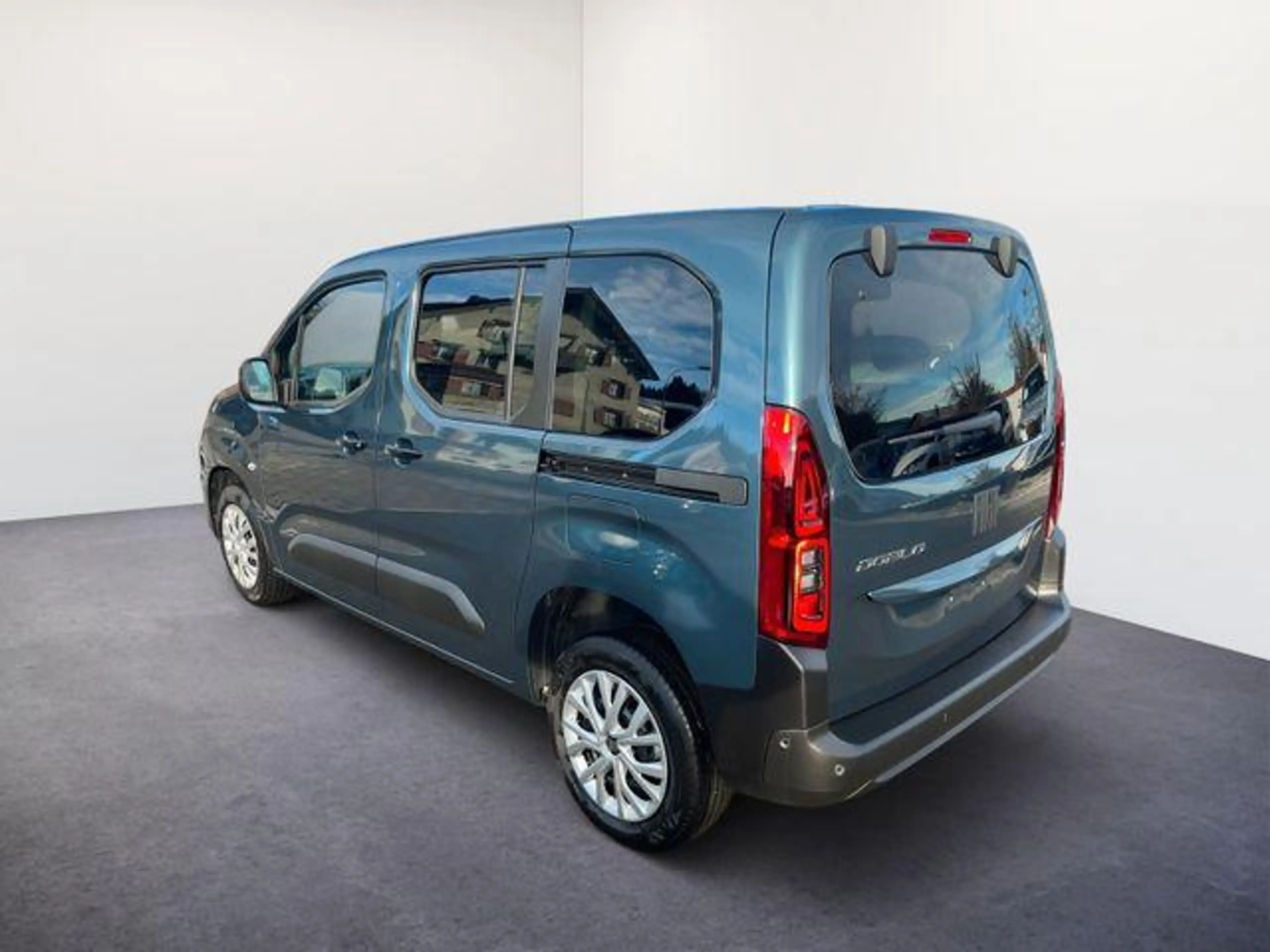 Fiat Doblo Kombi L1 1.5 HDi 5-SITZE/10"NAVI/180°/LED/ 75 k... — photo 4