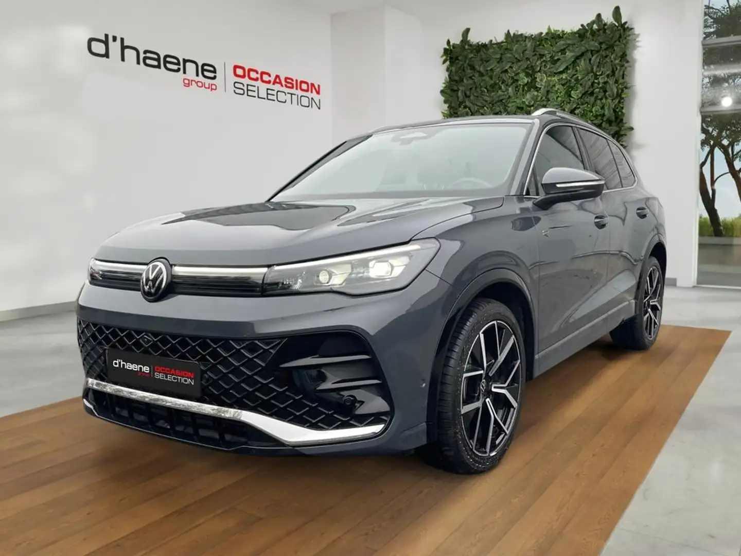 Volkswagen Tiguan Tiguan R-Line 1.5 TSI mHEV ACT OPF 110 kW (150 ch) Grijs - 1
