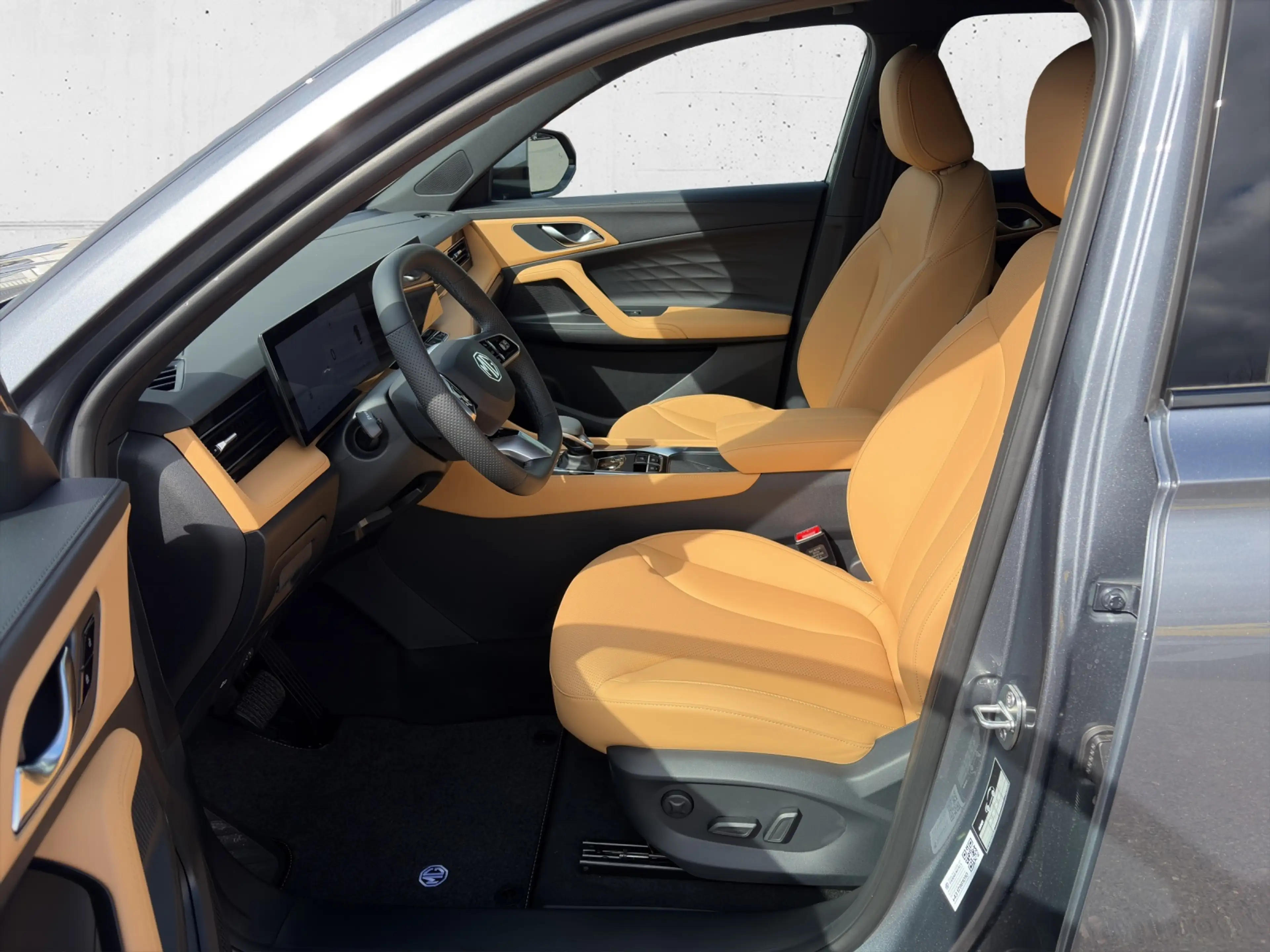 MG HS Plug-in Luxury 5t. — photo 7