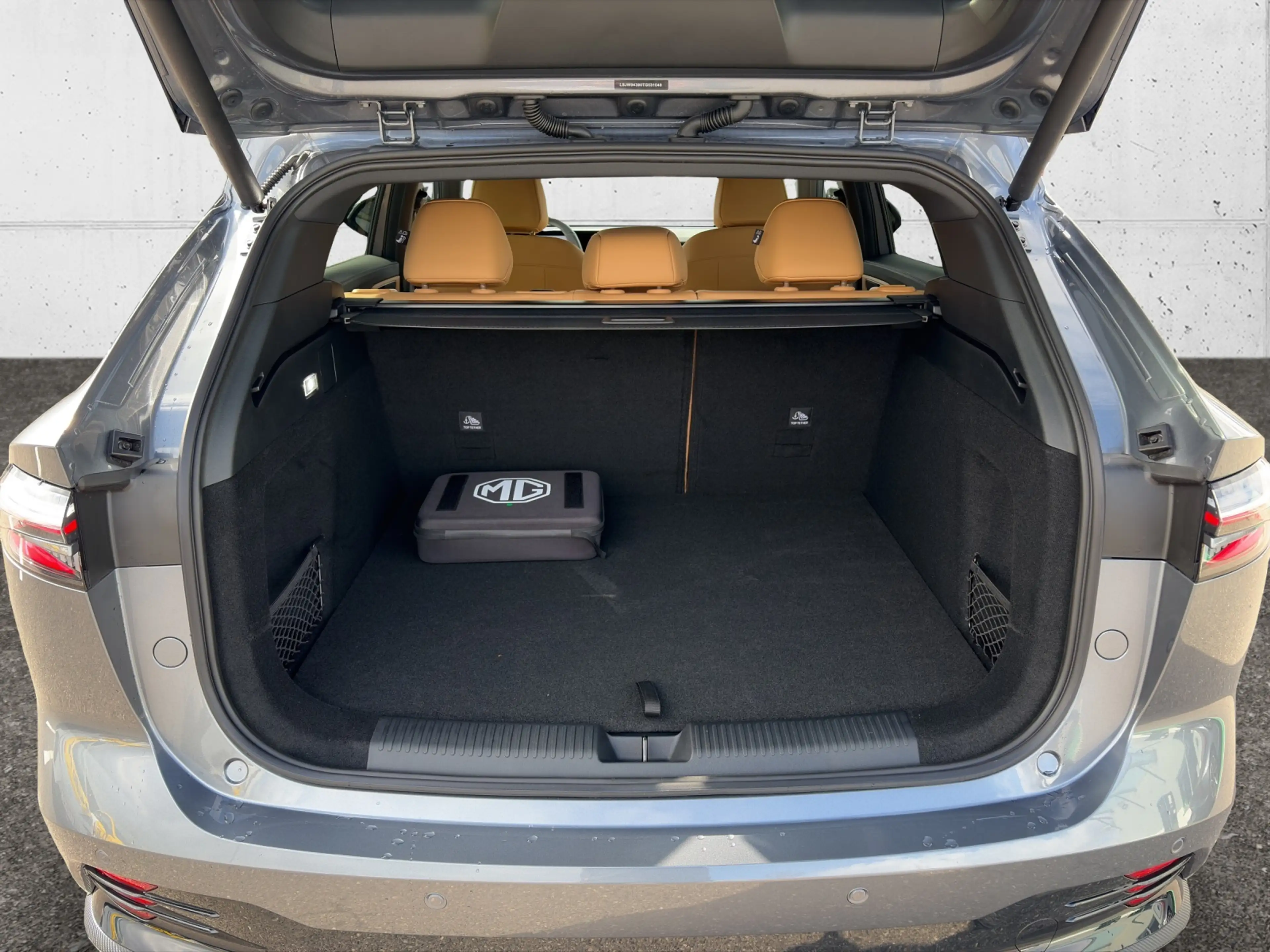 MG HS Plug-in Luxury 5t. — photo 9