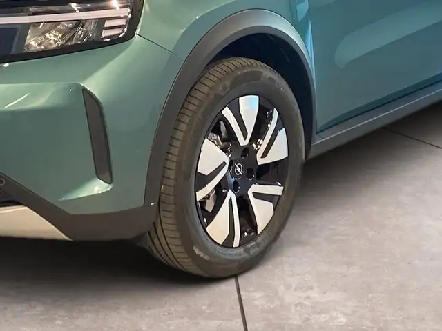 Opel Frontera view 15