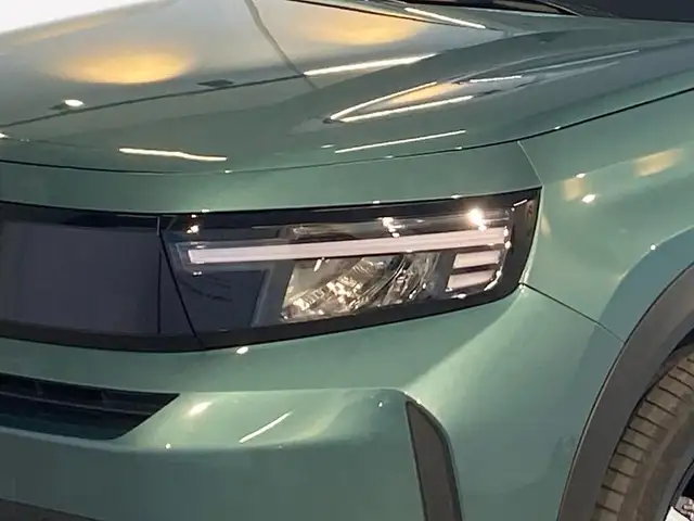 Opel Frontera view 26