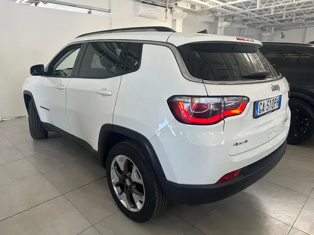 Jeep Compass view 3