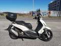 Piaggio Beverly 350 sport touring Wit - thumbnail 4