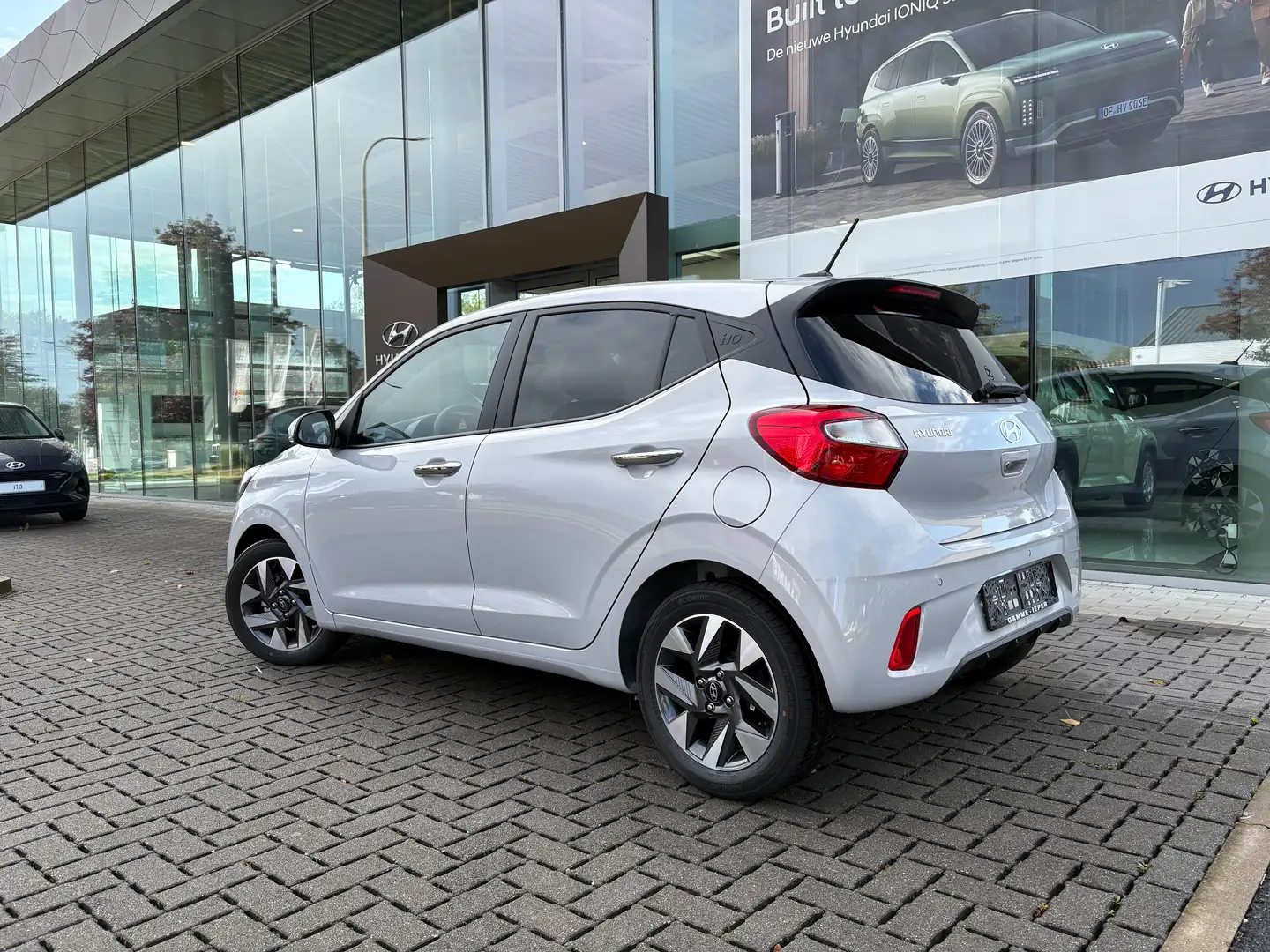 Hyundai i10 1.0i 5MT Techno Gris - 2