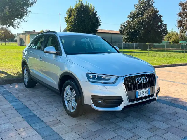 Audi Q3 Q3 2.0 TDI quattro S tronic Business Plus