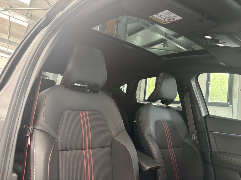 Renault Captur 1.3 RS Line automatique — photo 12