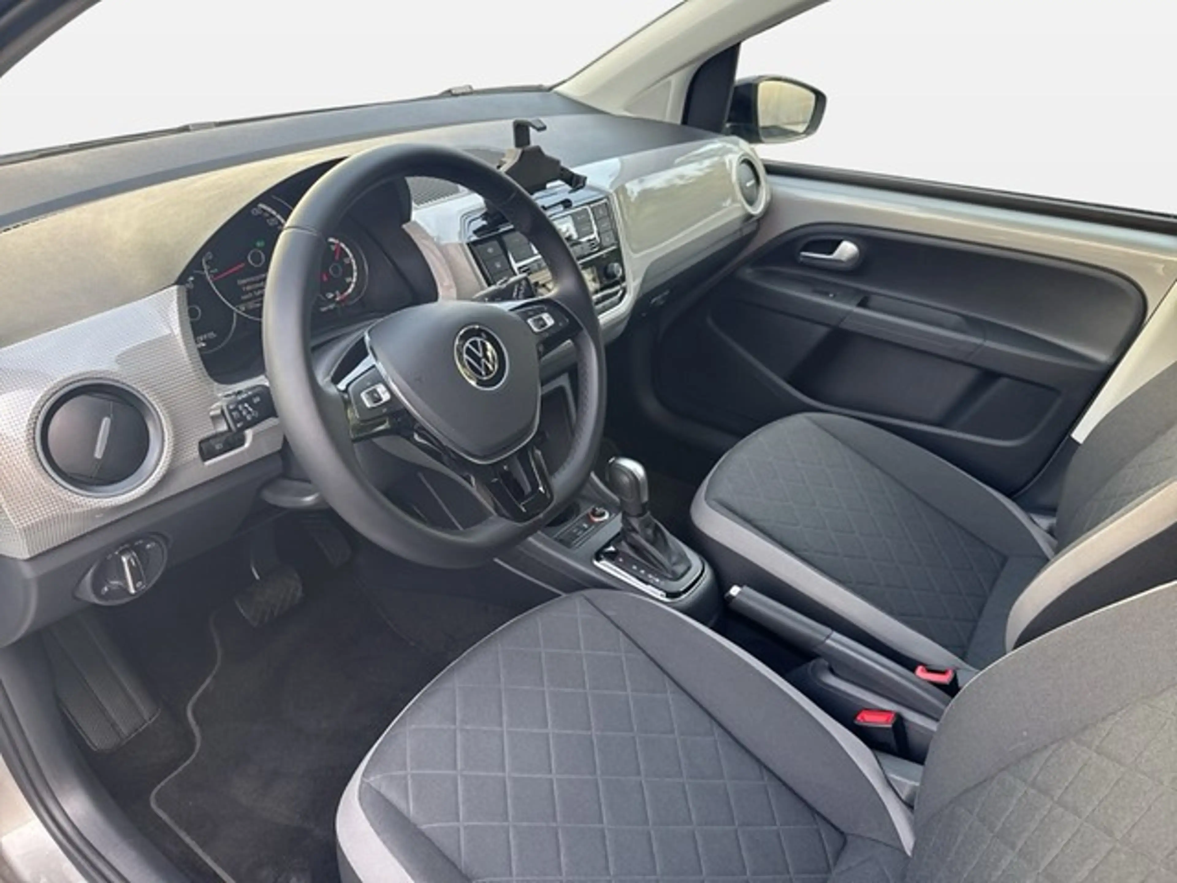 Volkswagen e-up! Edition Rückfahrkamera CCS Sitzheizung Einparkh... — photo 10