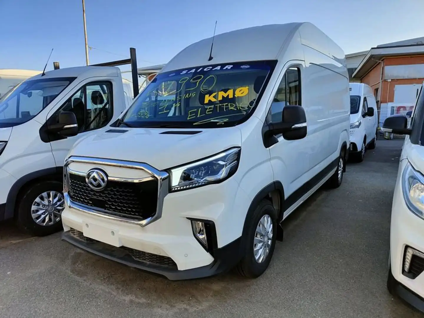 Maxus eDeliver9 72kWh PL-TM Furgone Bianco - 1