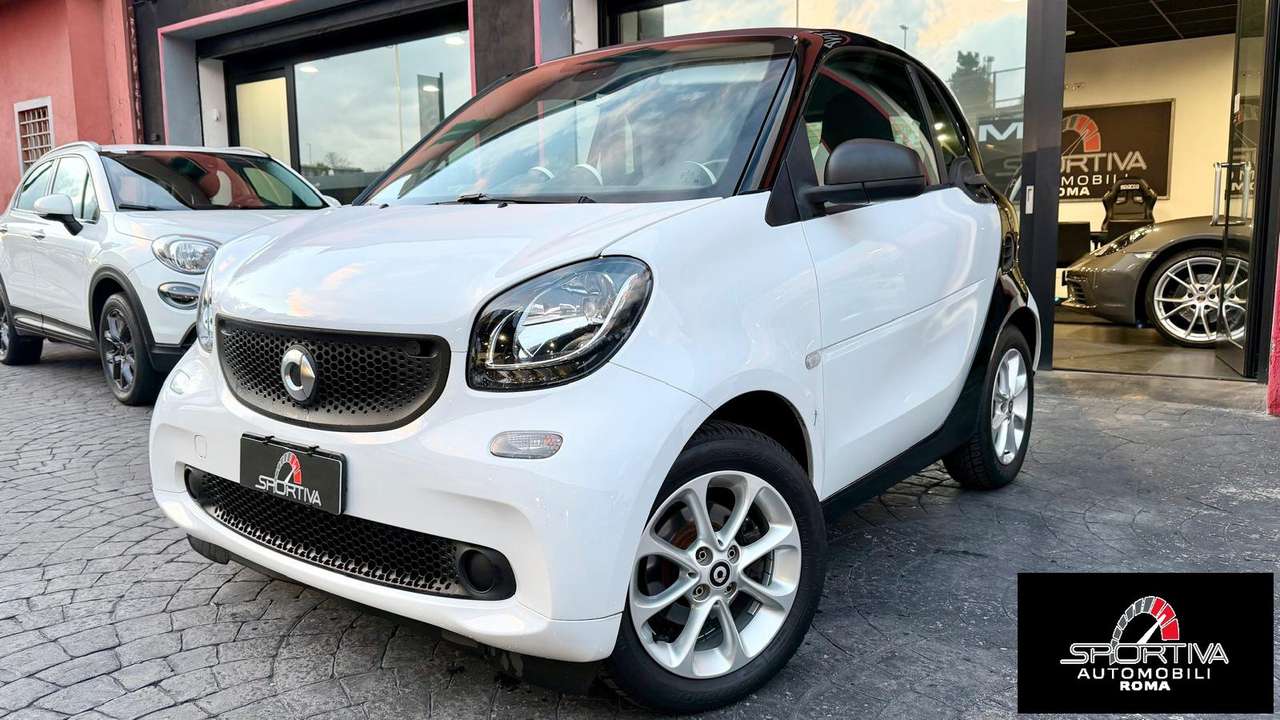 smart forTwo RATA MENSILE 225,00 EURO fortwo 70 1.0 Youngster