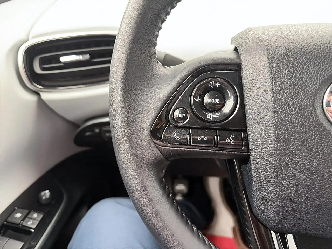 Toyota Prius Prime photo Toyota Prius Prime