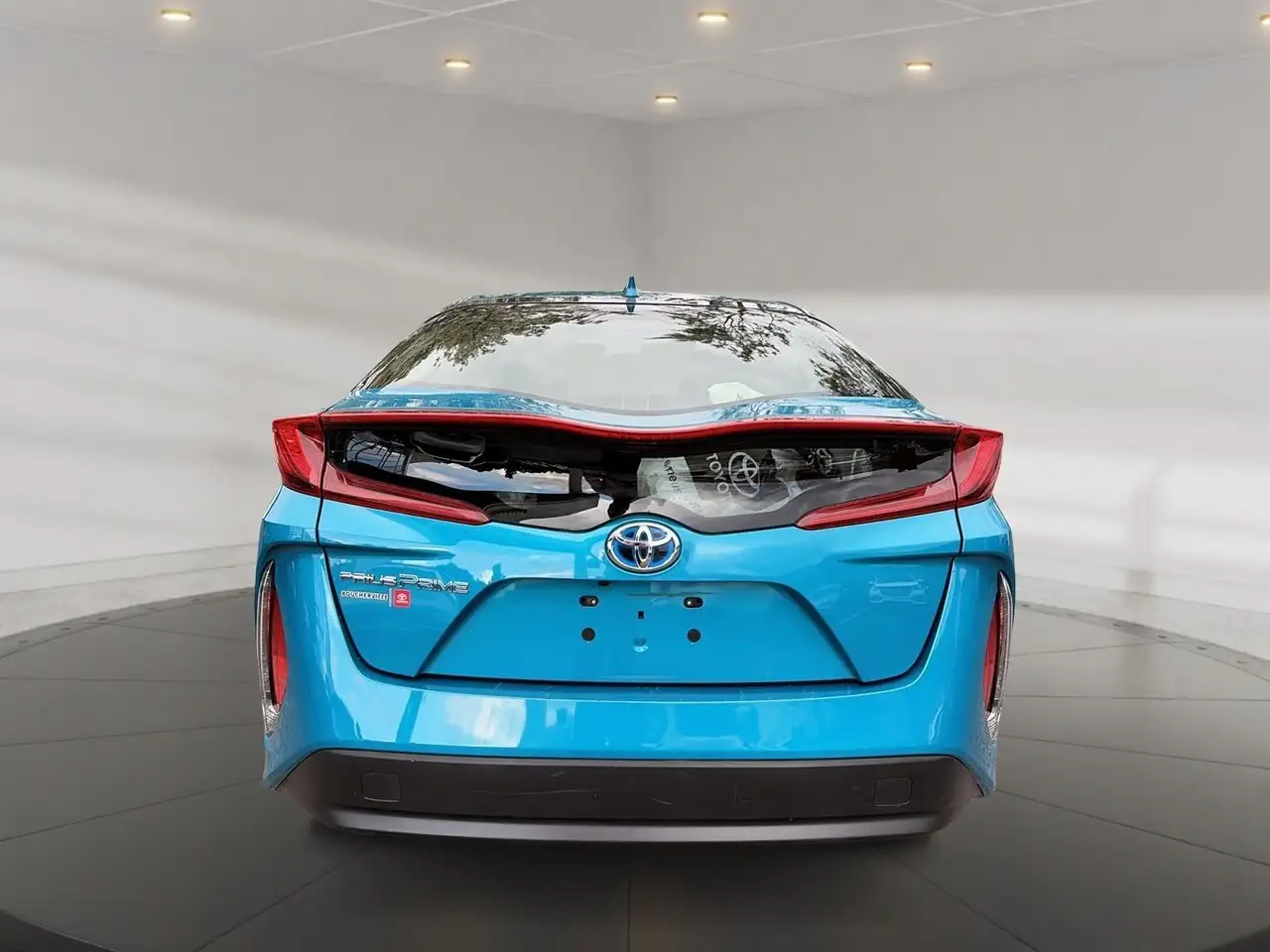 Toyota Prius Prime photo Toyota Prius Prime
