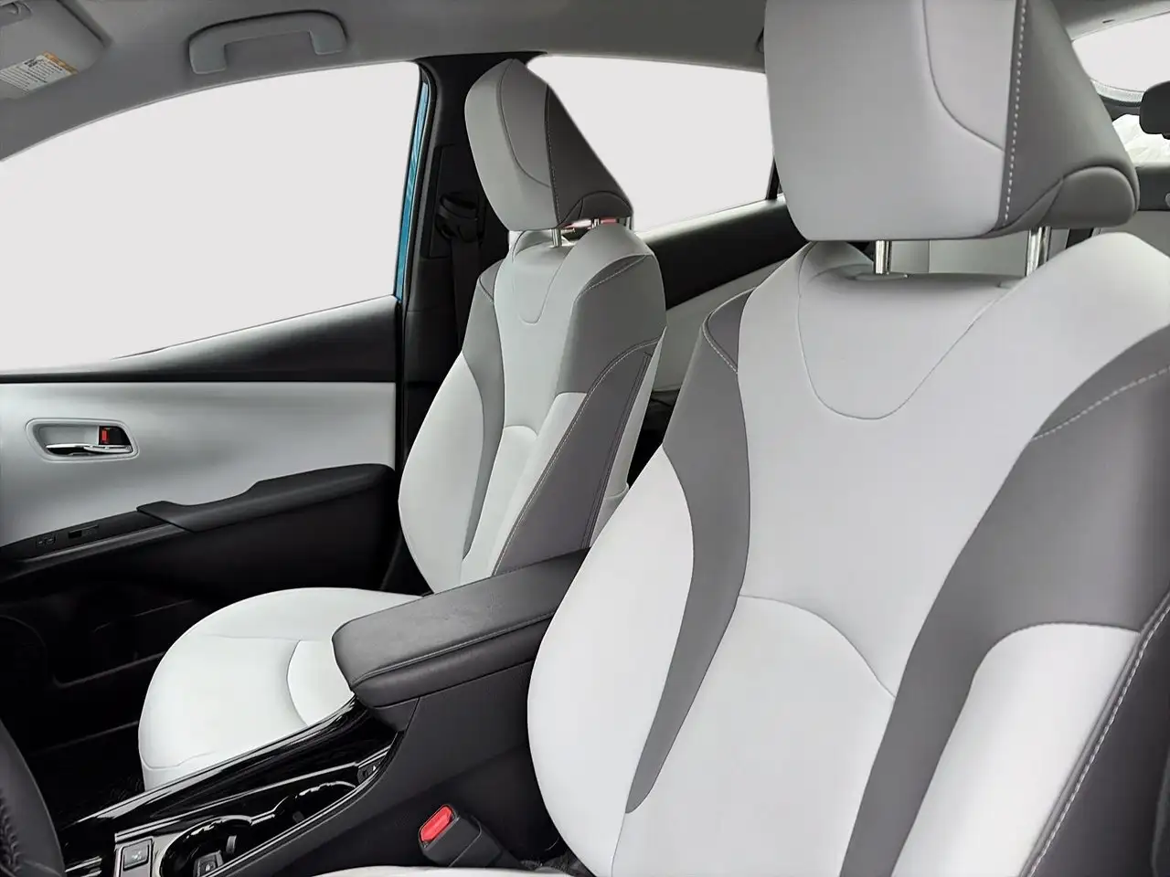 Toyota Prius Prime photo Toyota Prius Prime