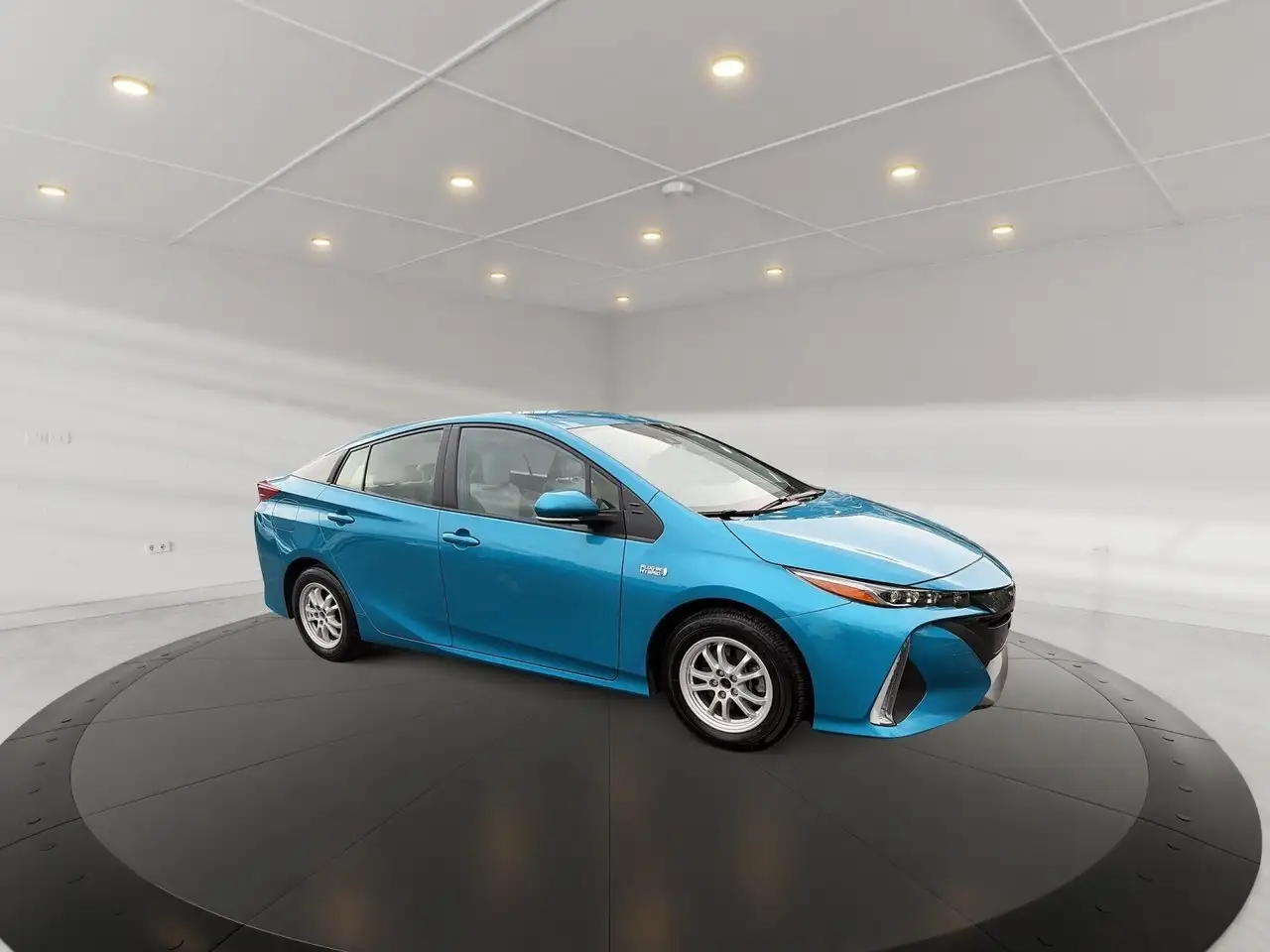 Toyota Prius Prime photo Toyota Prius Prime