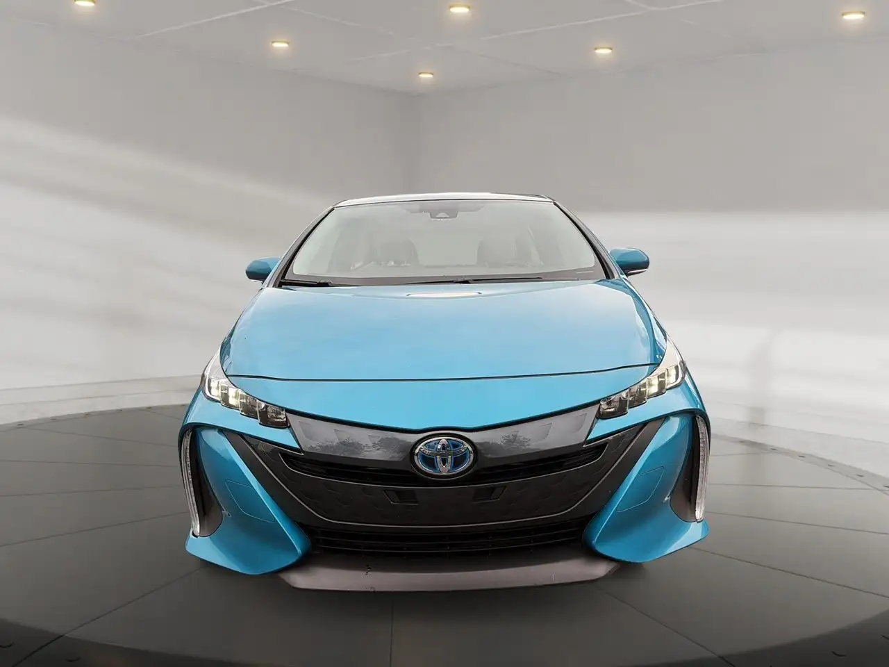 Toyota Prius Prime photo Toyota Prius Prime