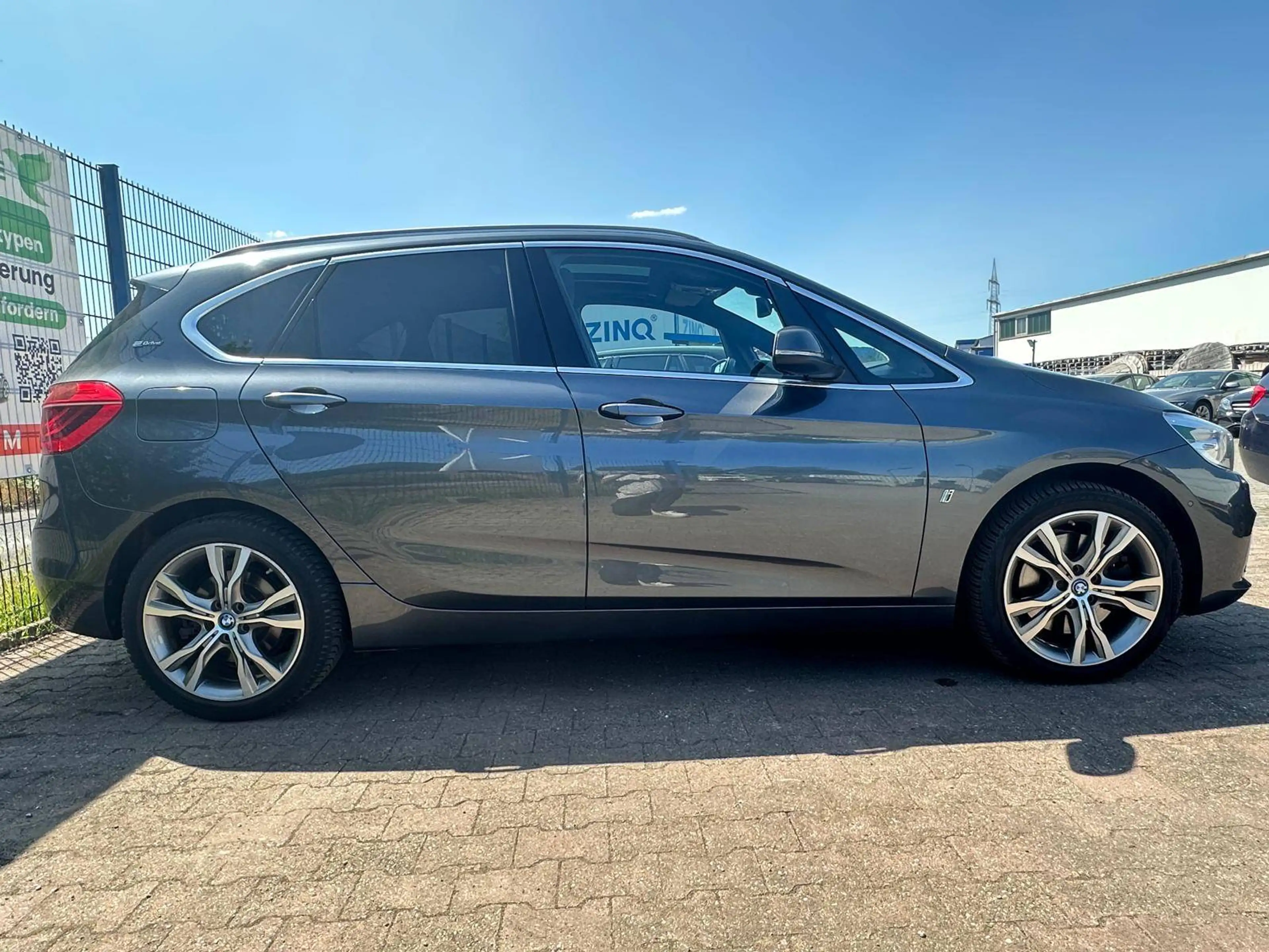BMW 225 225 xe Sport Line*PANO*KEYLESS*ACC*MEMORY — photo 5