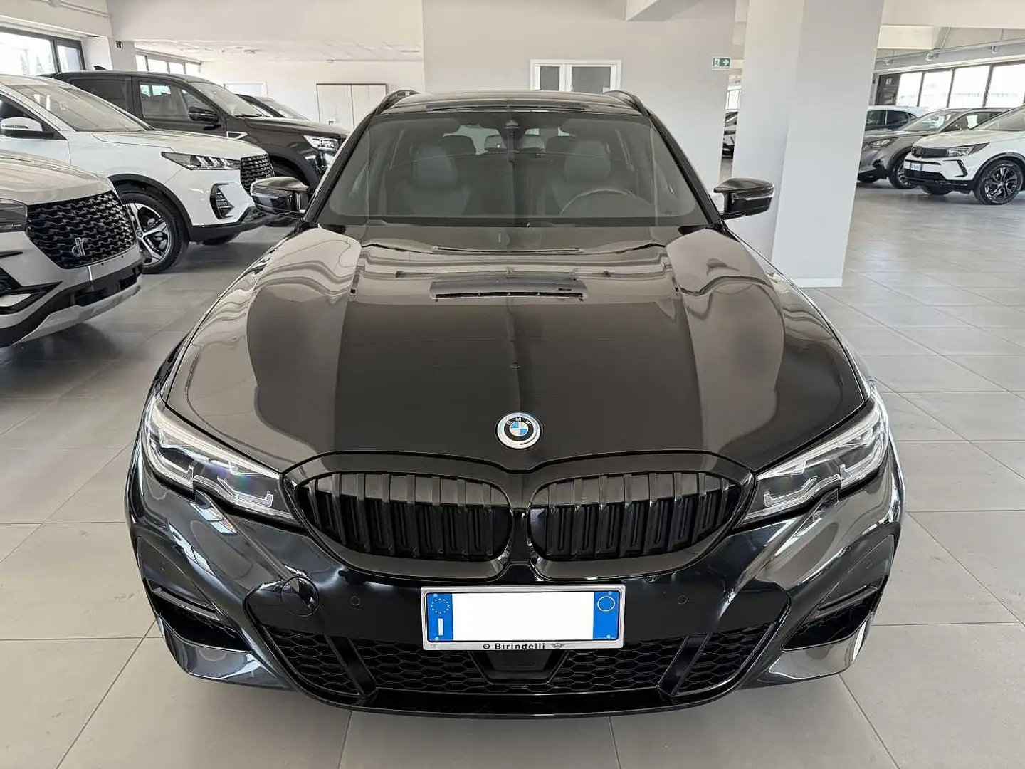 BMW 318 Serie3(G20/21/80/81 318d Touring Msport Nero - 2