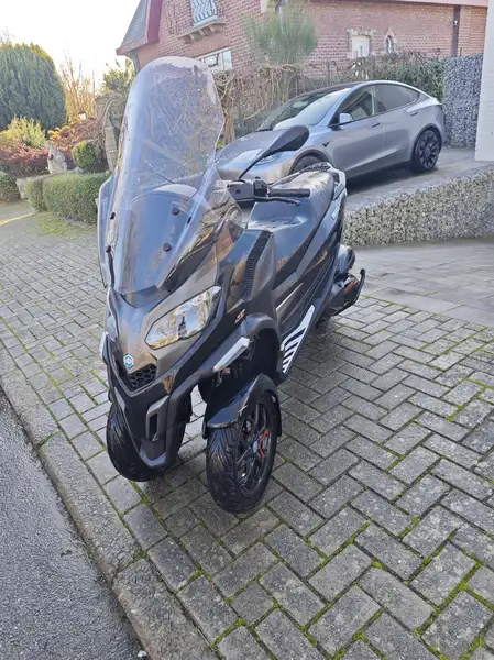 Piaggio MP3 530 - foto 2
