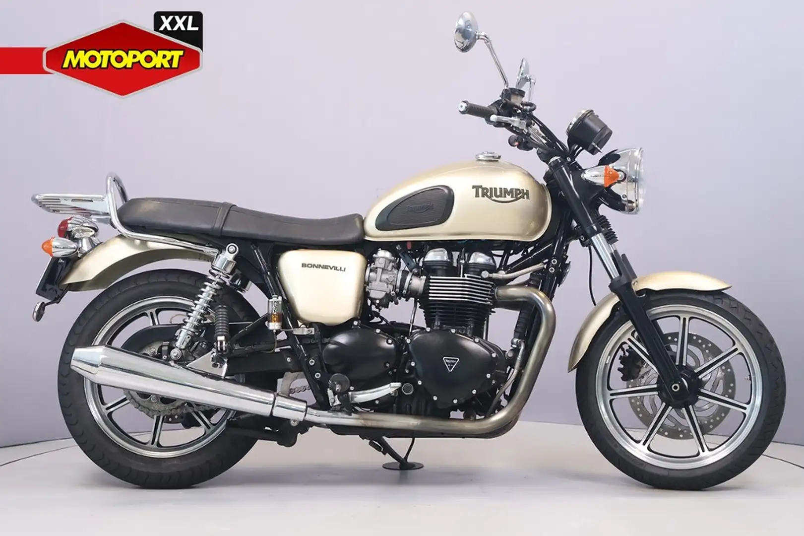 Triumph Bonneville T100 Goud - 1