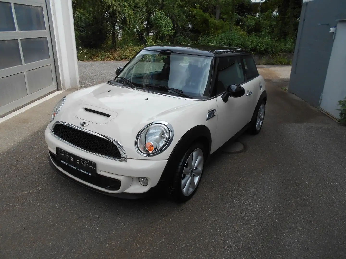 MINI Cooper S Mini Cooper S, 2. Hand Weiß - 2