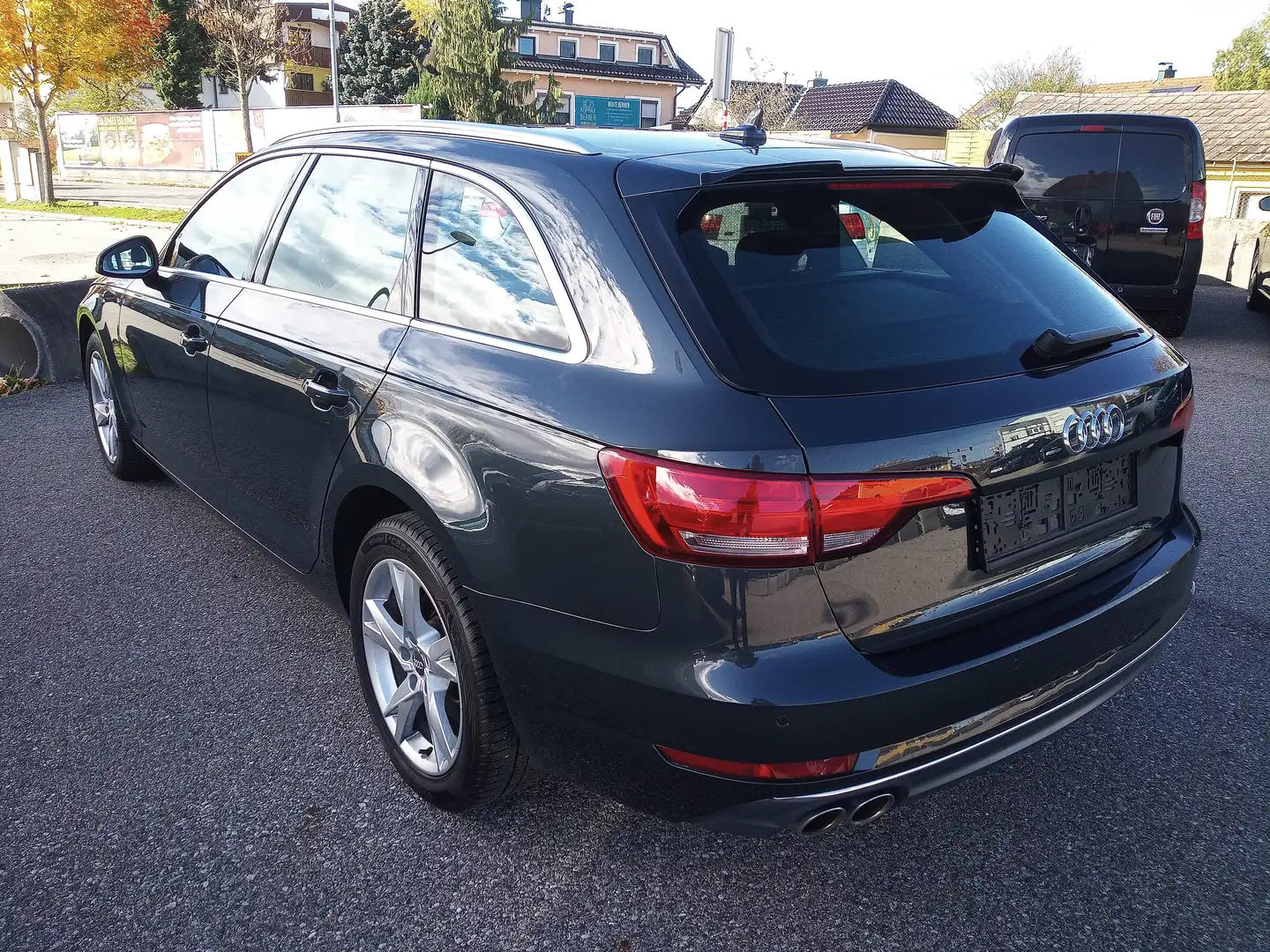 Audi A4 Avant 3,0 TDI S-tronic sport "Sonderangebot" Grau - 2