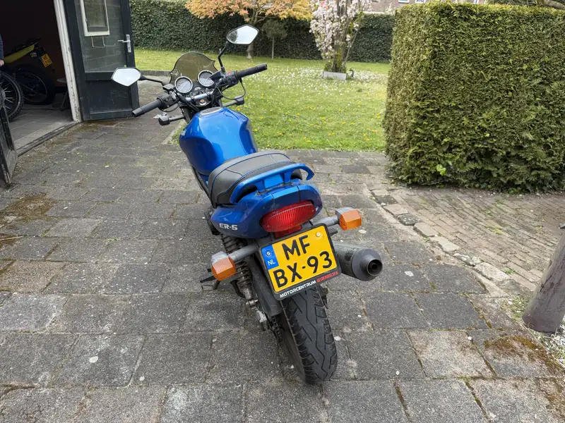 Kawasaki ER-5 - foto 4