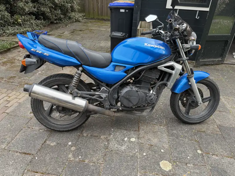Kawasaki ER-5 - foto 3