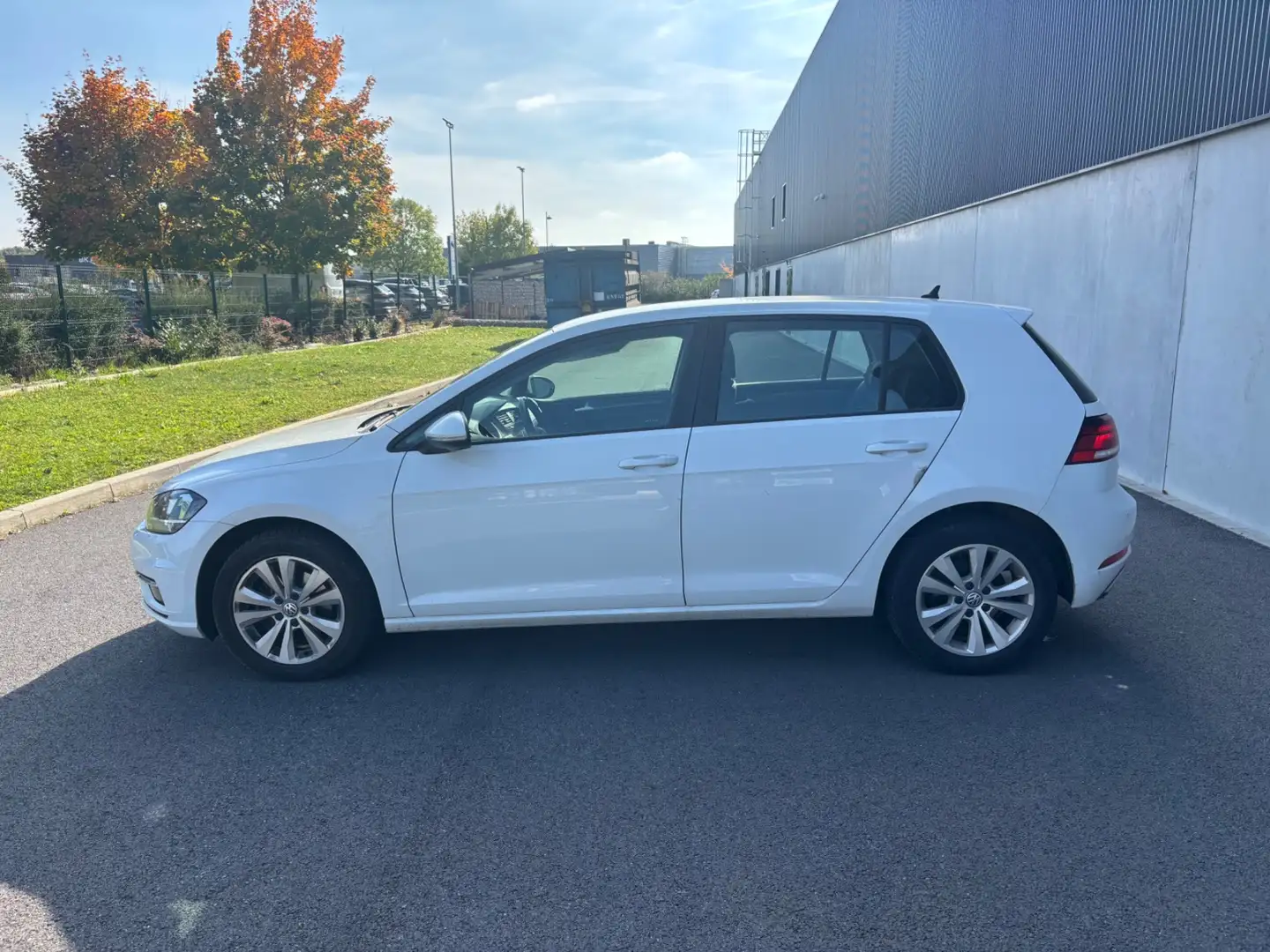 Volkswagen Golf Golf 1.6 TDI 115 FAP BVM5 Confortline Blanc - 2