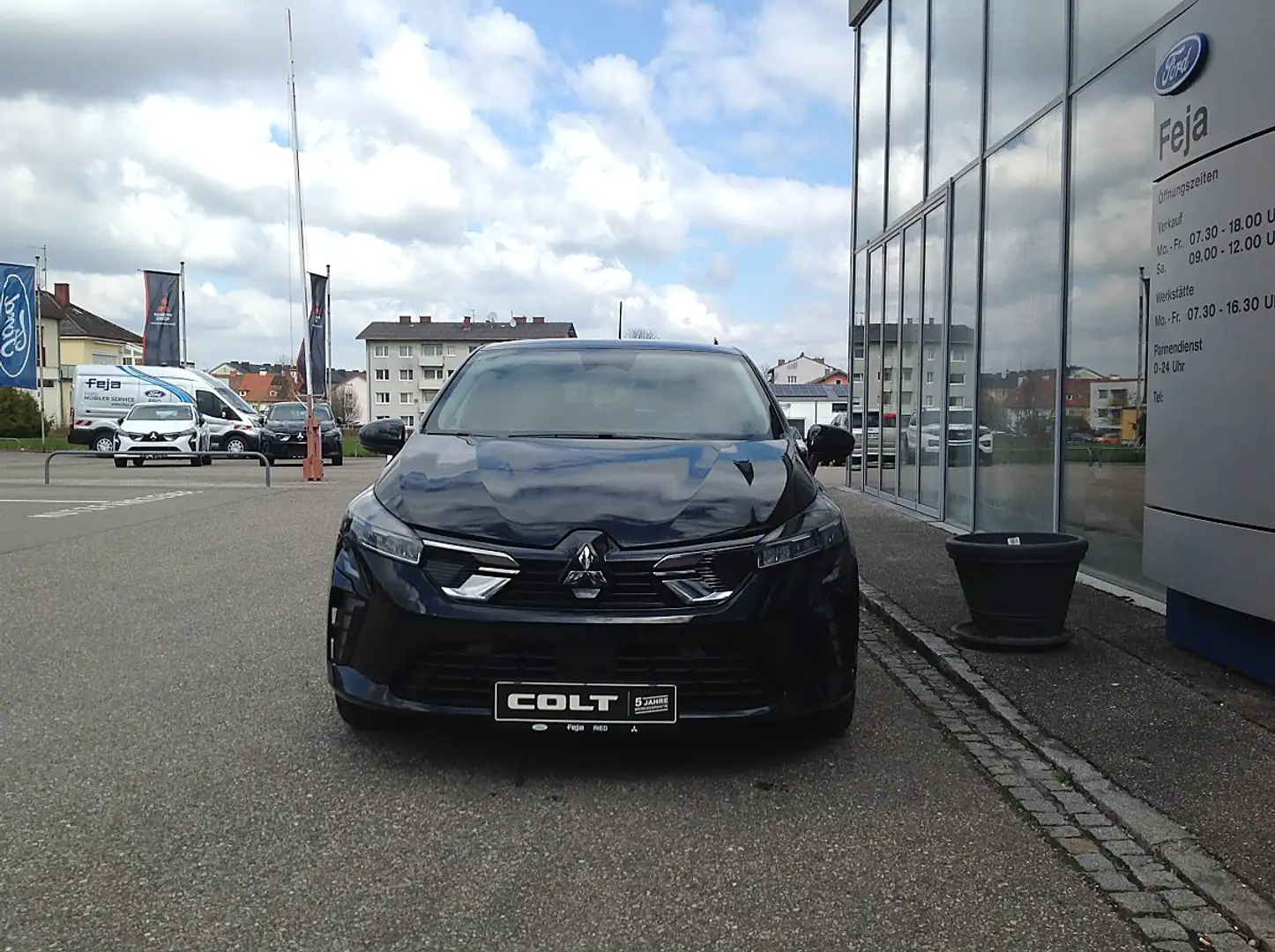 Mitsubishi Colt 1,6 HEV Invite ***AKTION*** Schwarz - 2