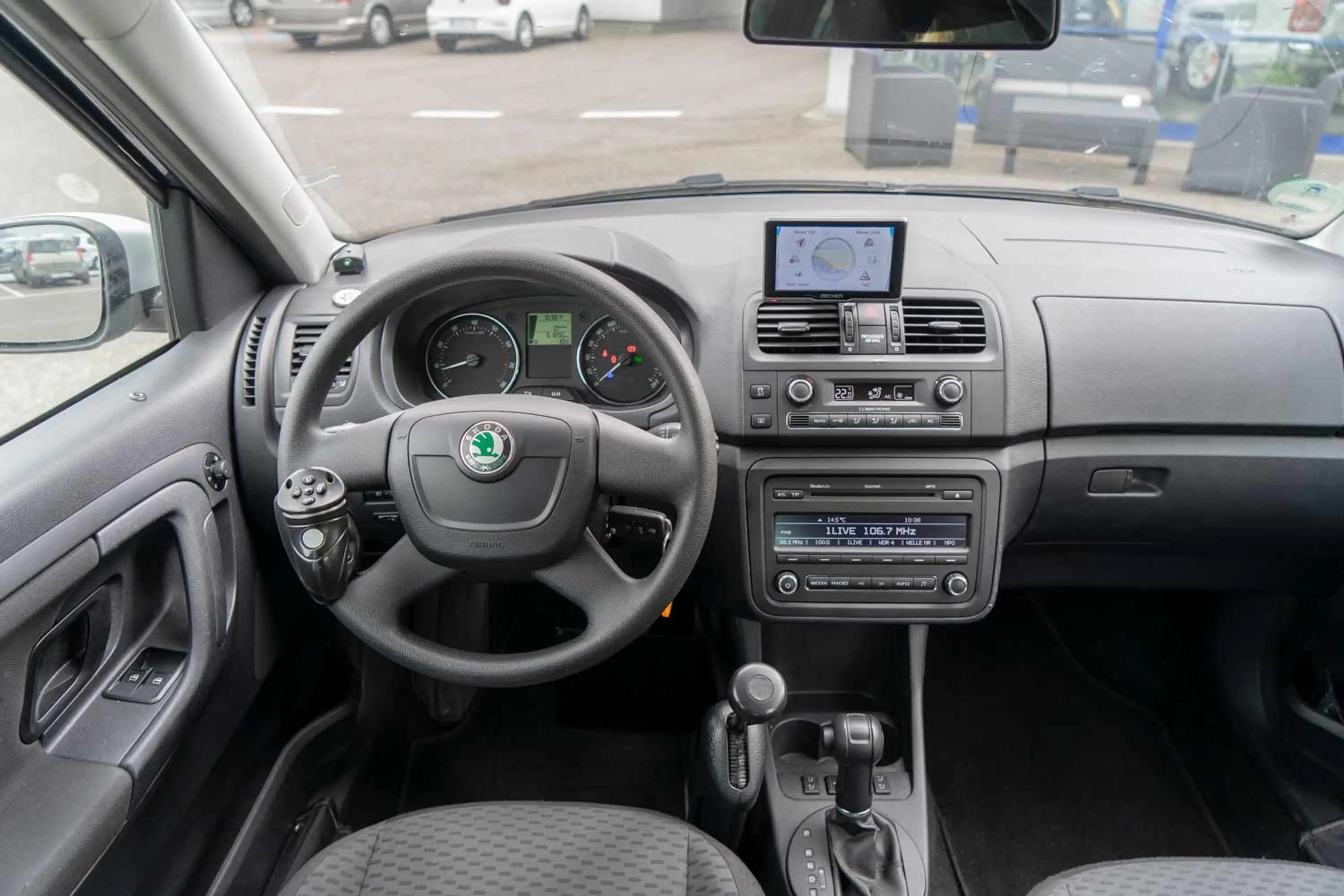 Skoda Roomster Behindertengerechter Selbstfahrerumbau — photo 4