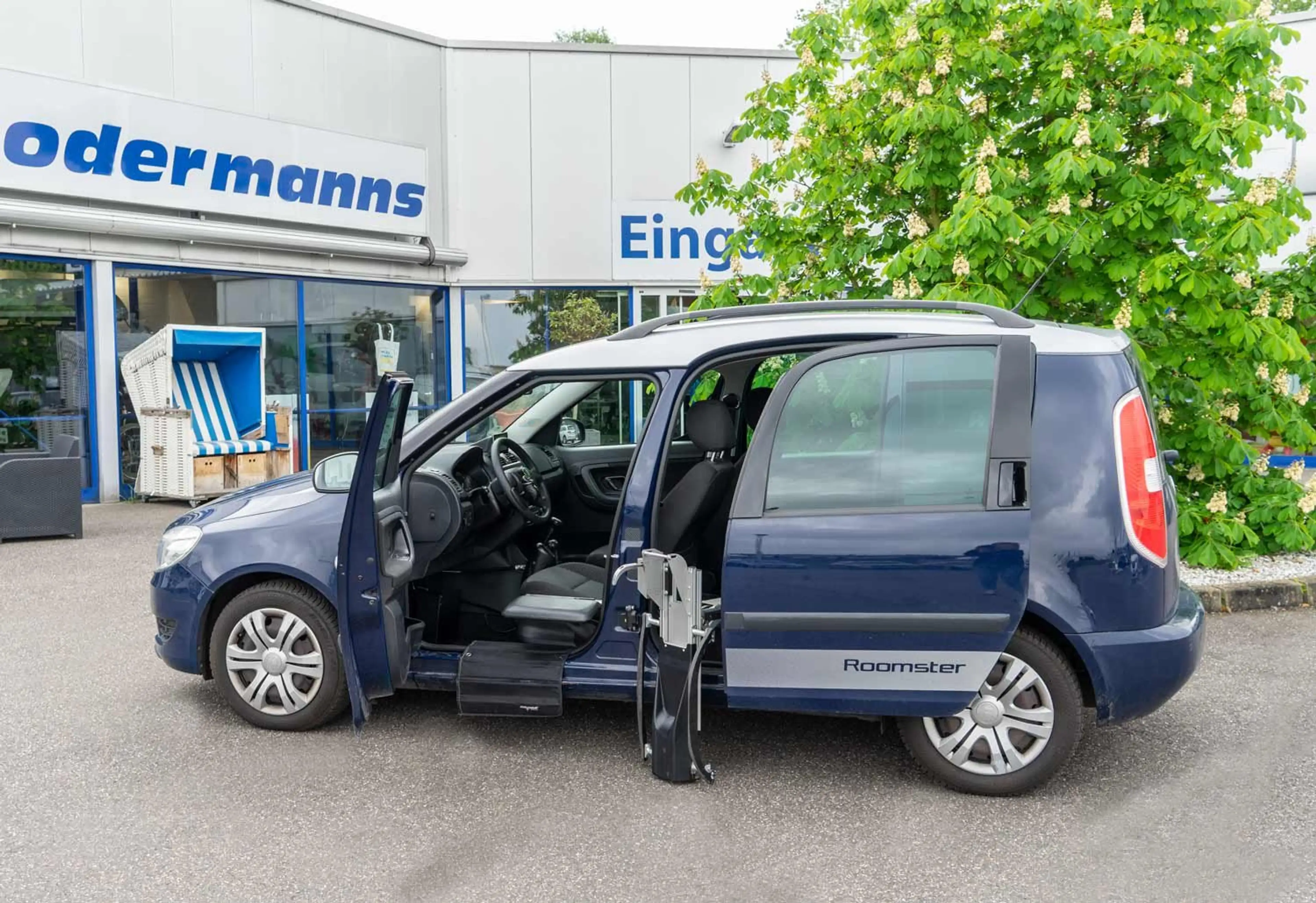 Skoda Roomster Behindertengerechter Selbstfahrerumbau