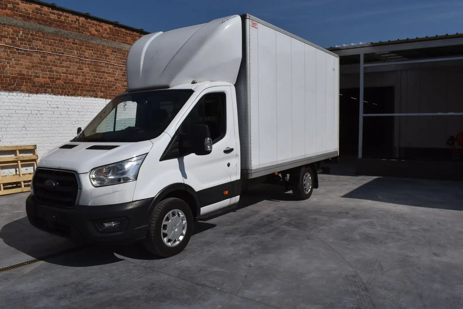 Ford Transit Cabine 2.0 TDCi L2H2 Ambiente ***Hayon Electr*** Blanc - 1