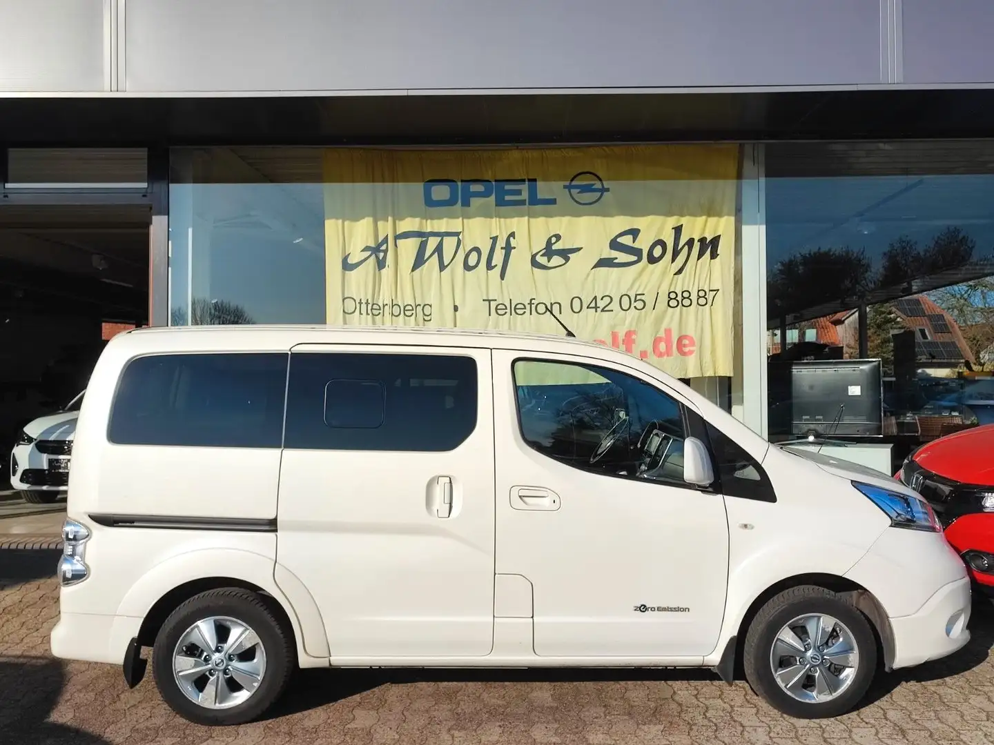 Nissan E-NV200 Evalia Tekna Kombi +NAVI+SHZ+KAMERA+LHZ+ Weiß - 1