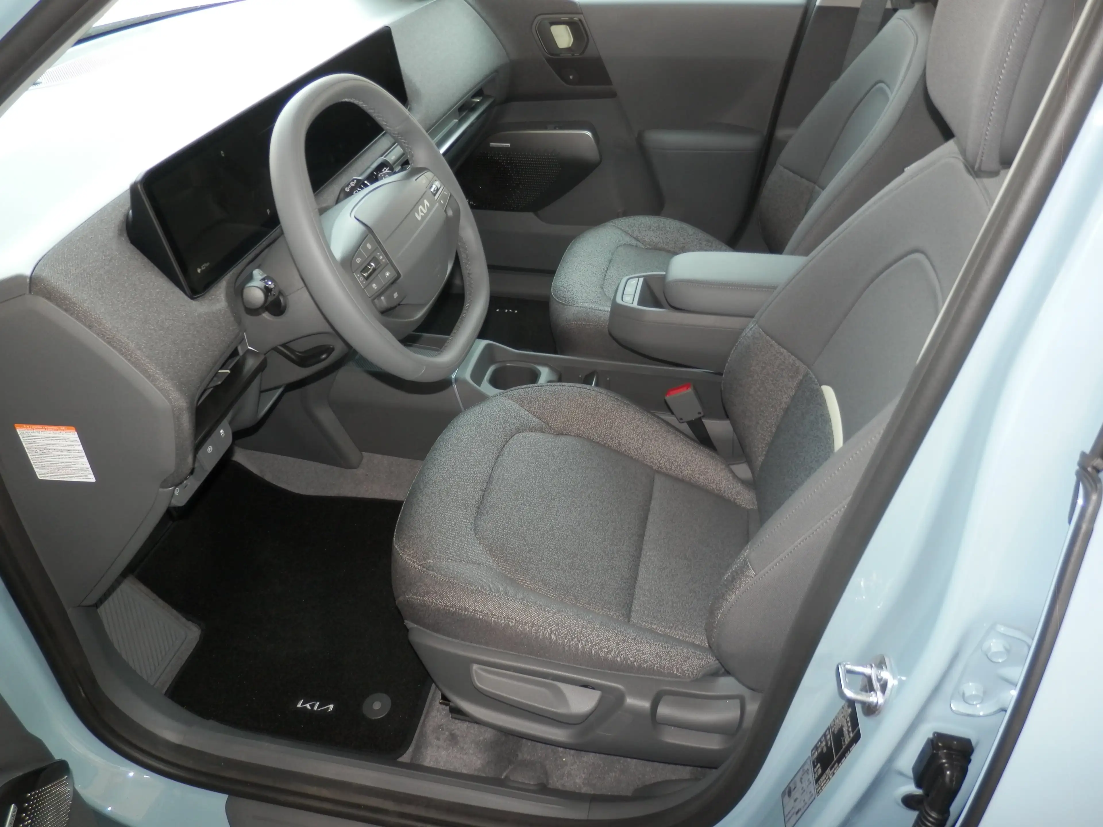 Kia EV2 5S FWD 61kWh Earth & P1 Tech Pack — photo 9