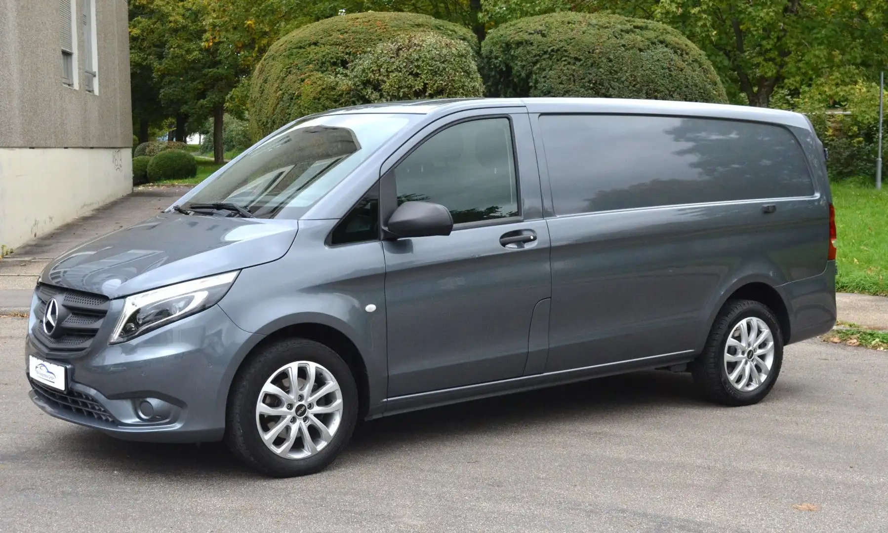 Mercedes-Benz Vito Kasten 116 CDI, /BT RWD lang Grau - 2