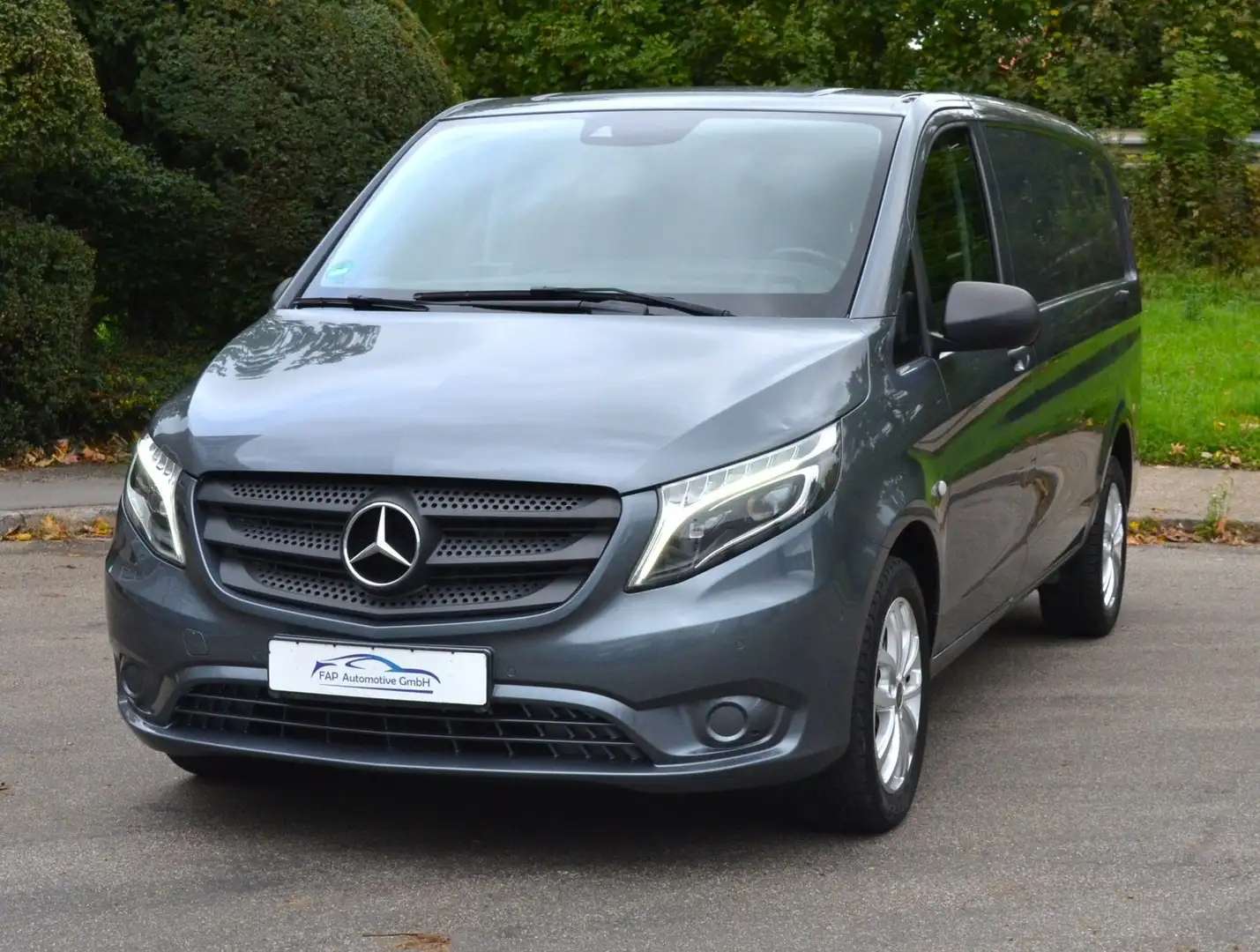 Mercedes-Benz Vito Kasten 116 CDI, /BT RWD lang Grau - 1