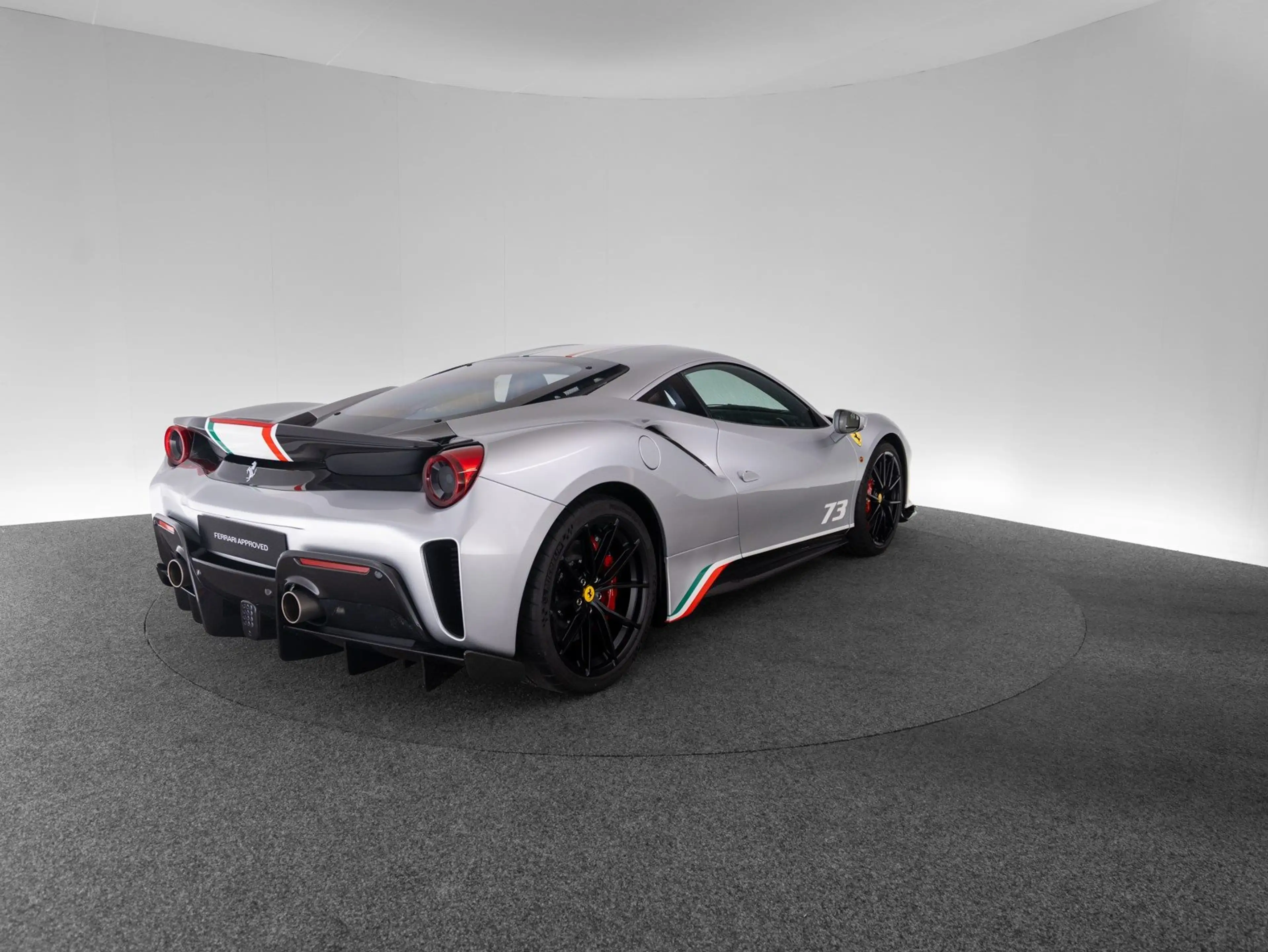 Ferrari 488 Pista Piloti - TAILOR MADE — photo 5