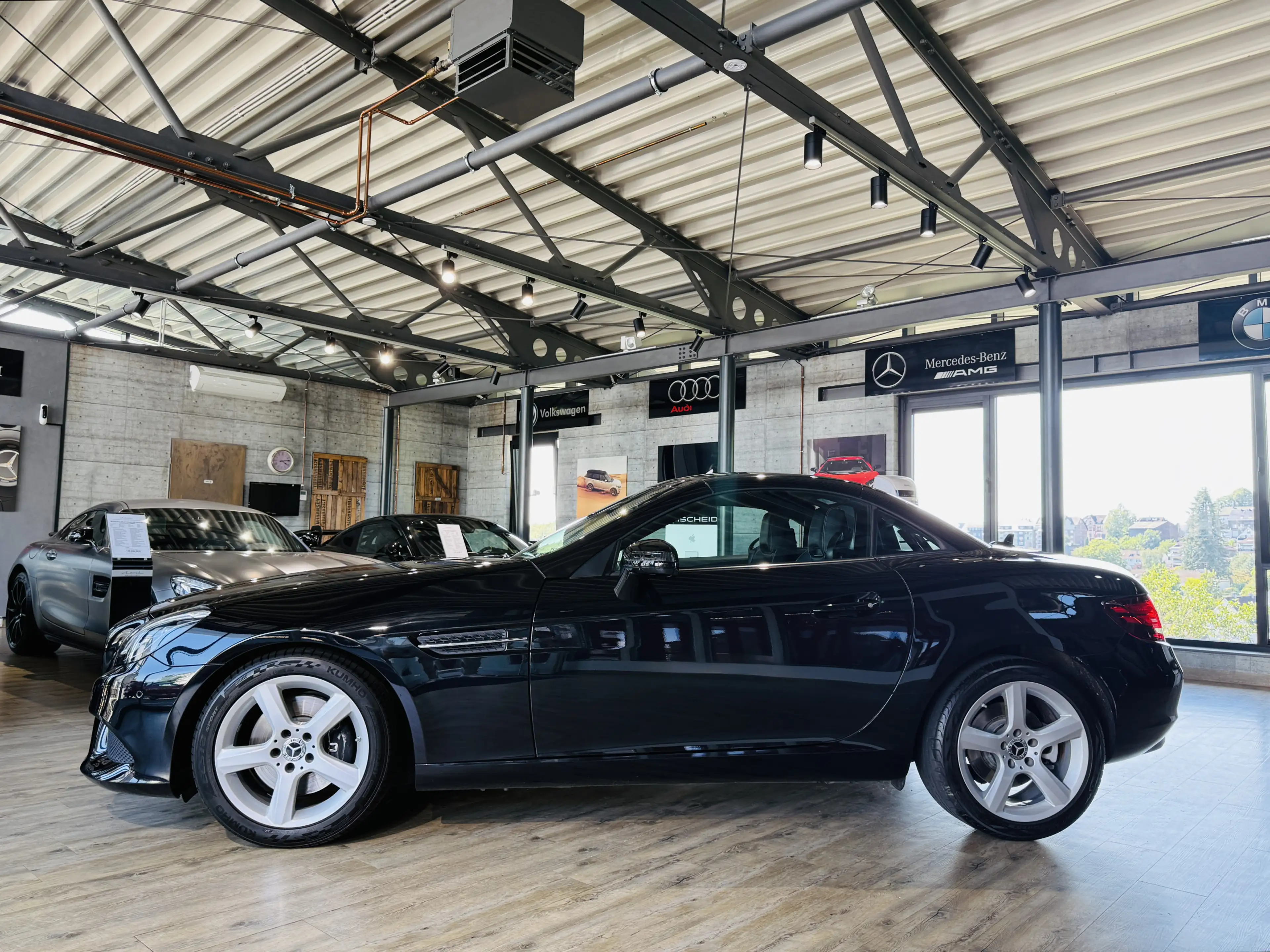 Mercedes-Benz SLC 200 *SCHALTER*LED*LEDER*TOTWINKEL NAVI* — photo 6