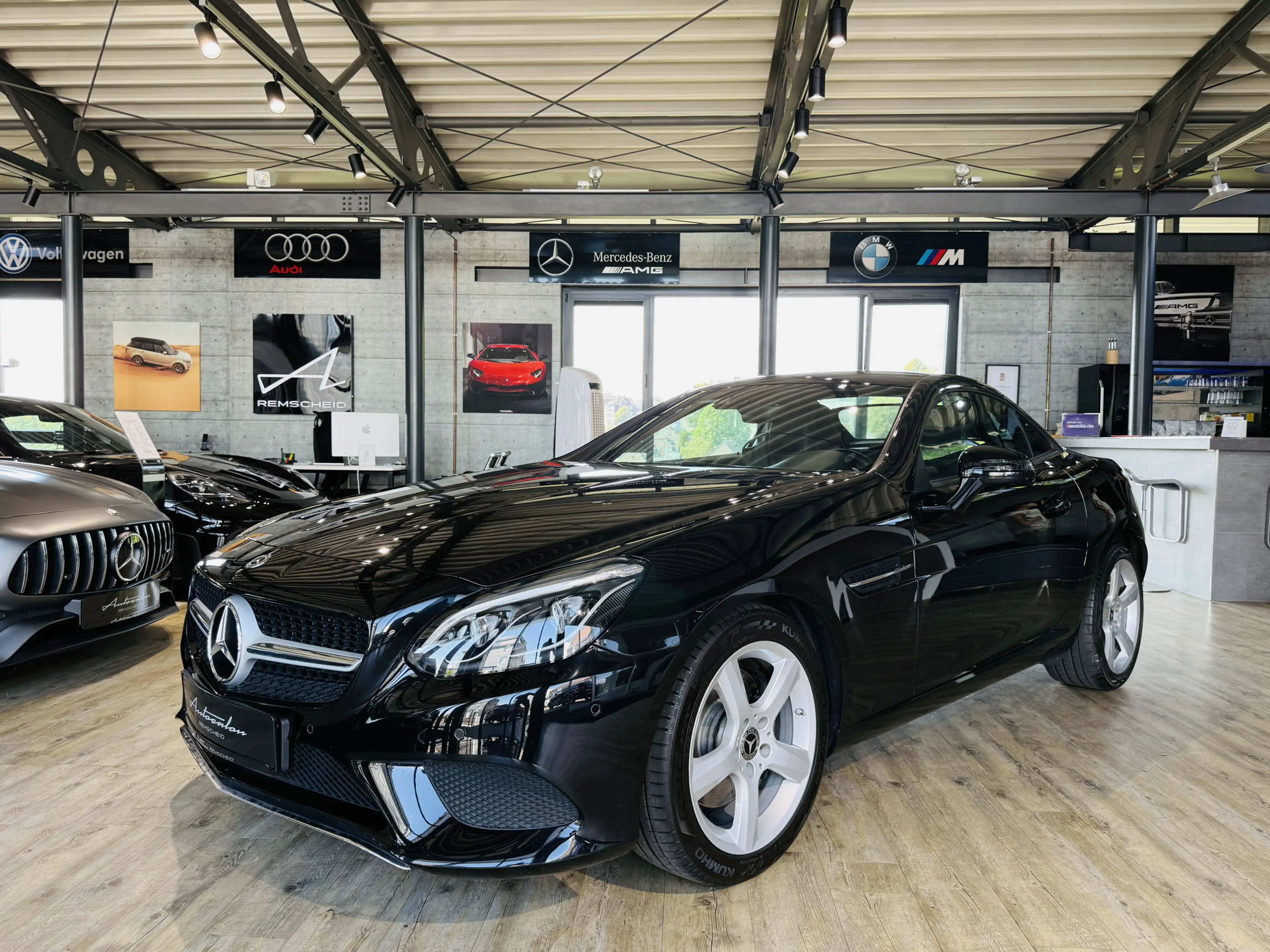 Mercedes-Benz SLC 200 *SCHALTER*LED*LEDER*TOTWINKEL NAVI* — photo 2