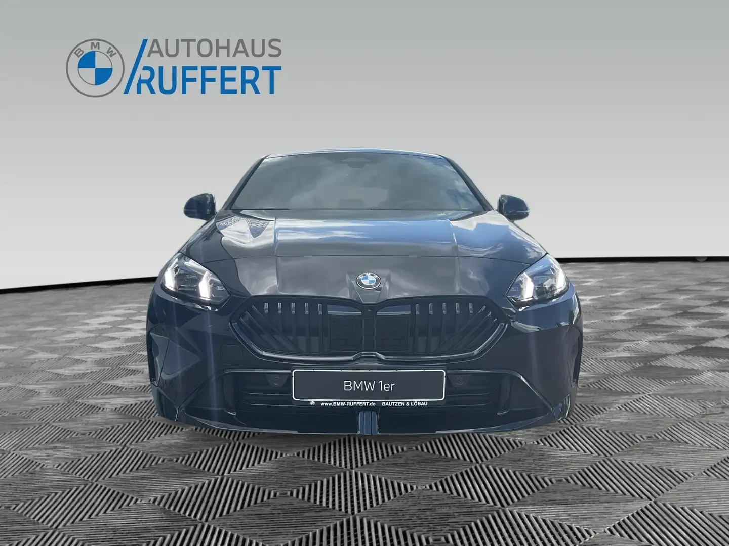 BMW 118 d Hatch M Sportpaket HK HiFi DAB LED AHK Shz Schwarz - 2